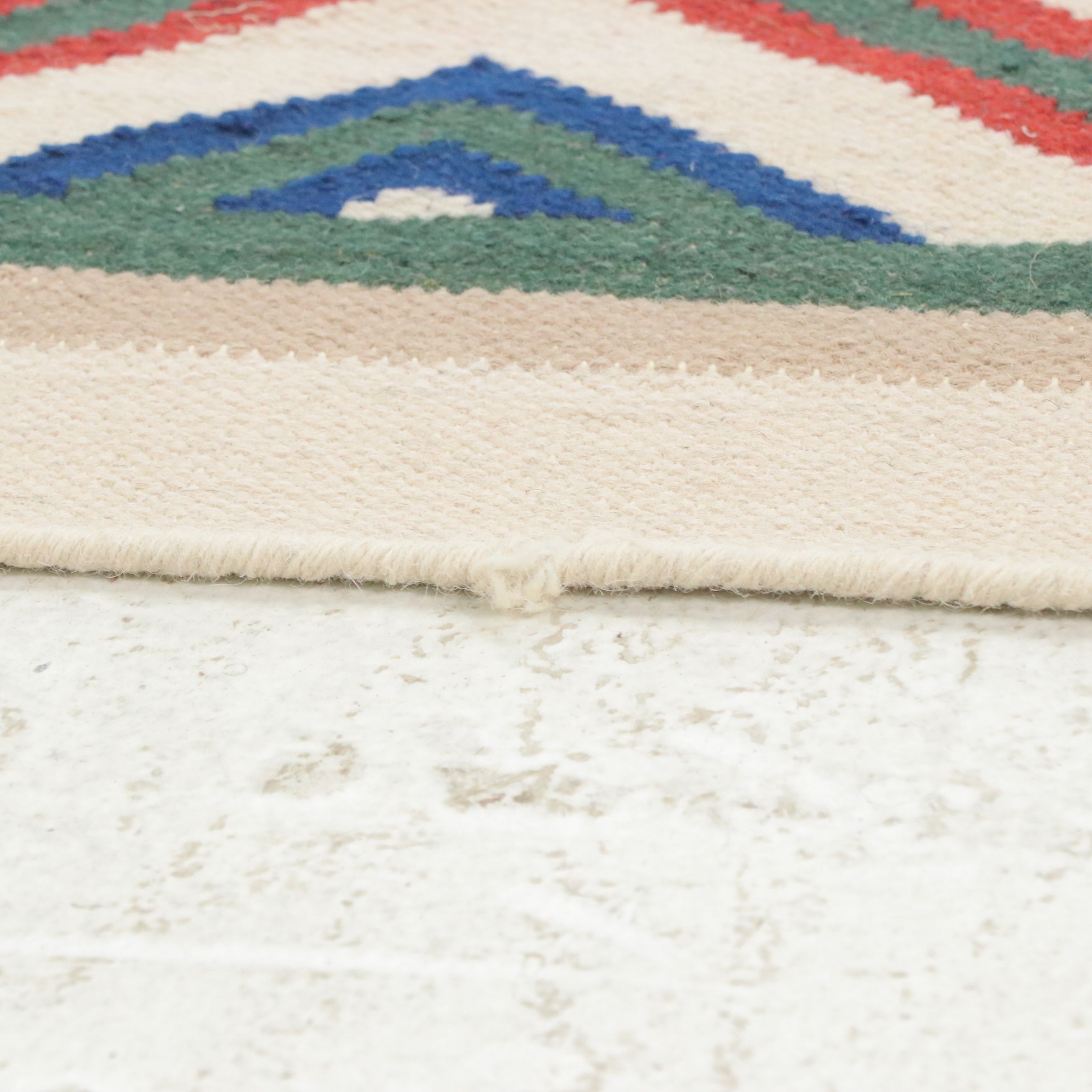 8'5 x 11'5 Handwoven Nourison Accent Collection Dhurrie Area Rug