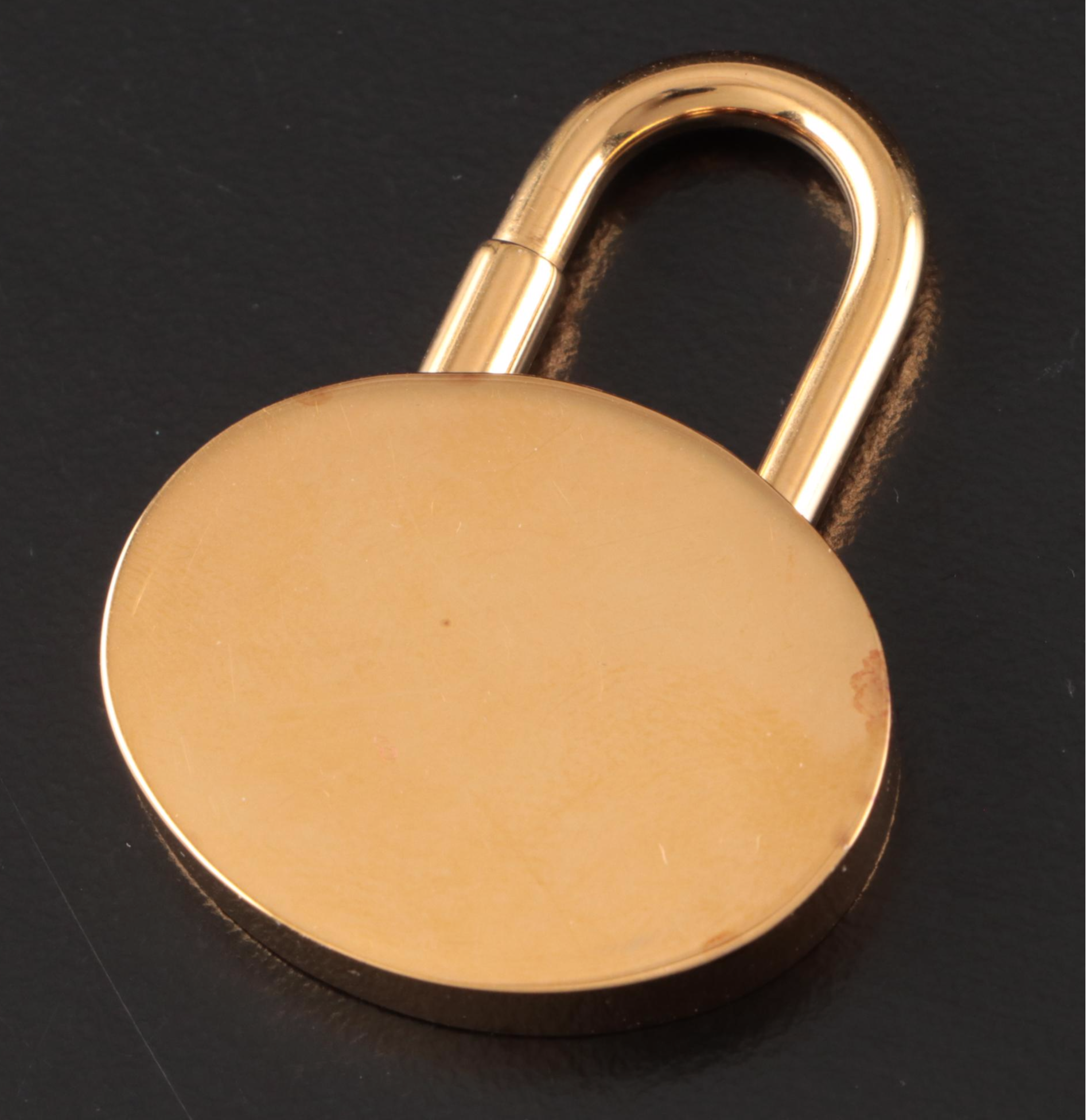Hermès Gold Plate 2003 Année Méditerranée Cadena Lock Charm