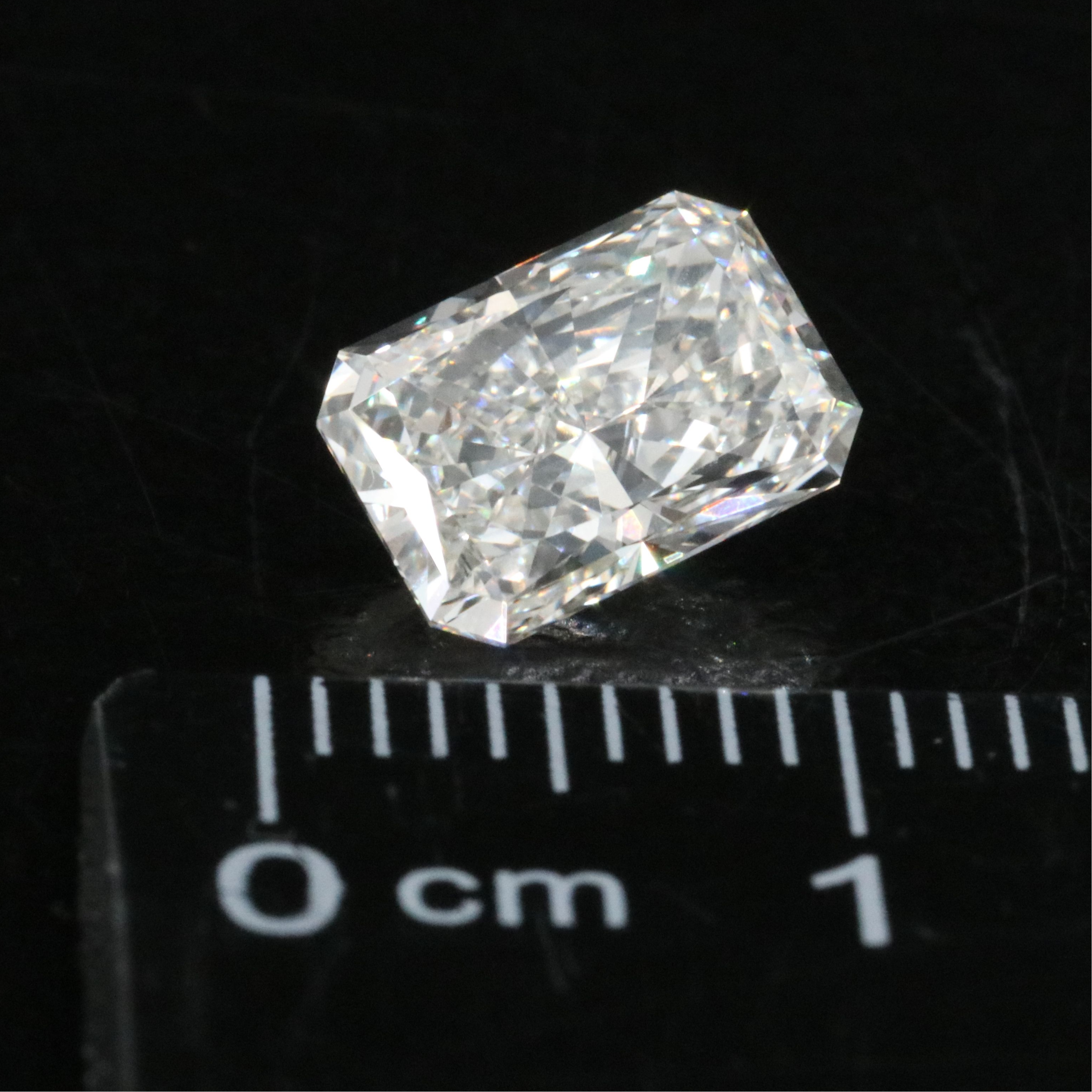Loose 1.89 CT Lab Grown Diamond with IGI Report