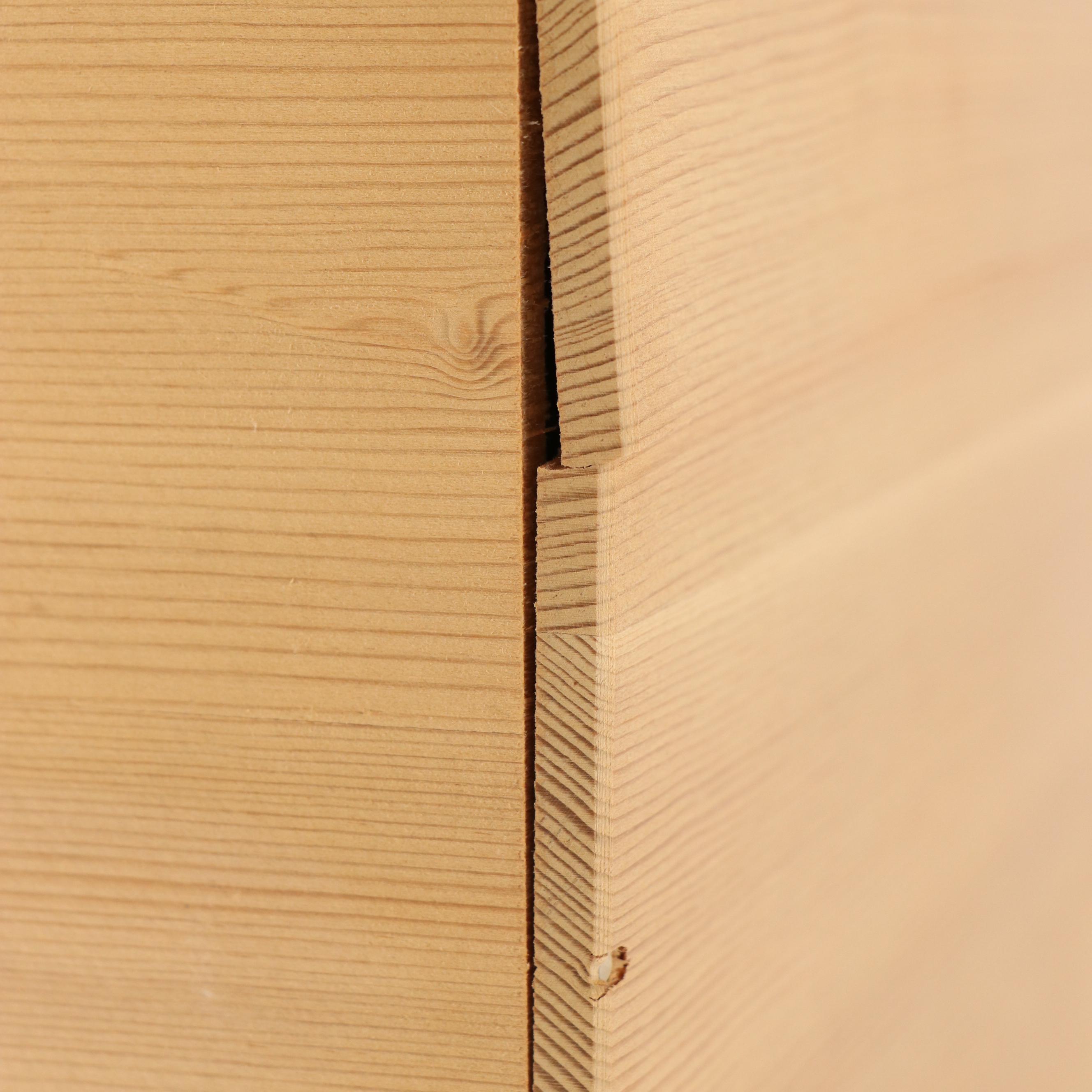 Matsu Zakaya Japanese Shigaraki Ware Vase with Presentation Box