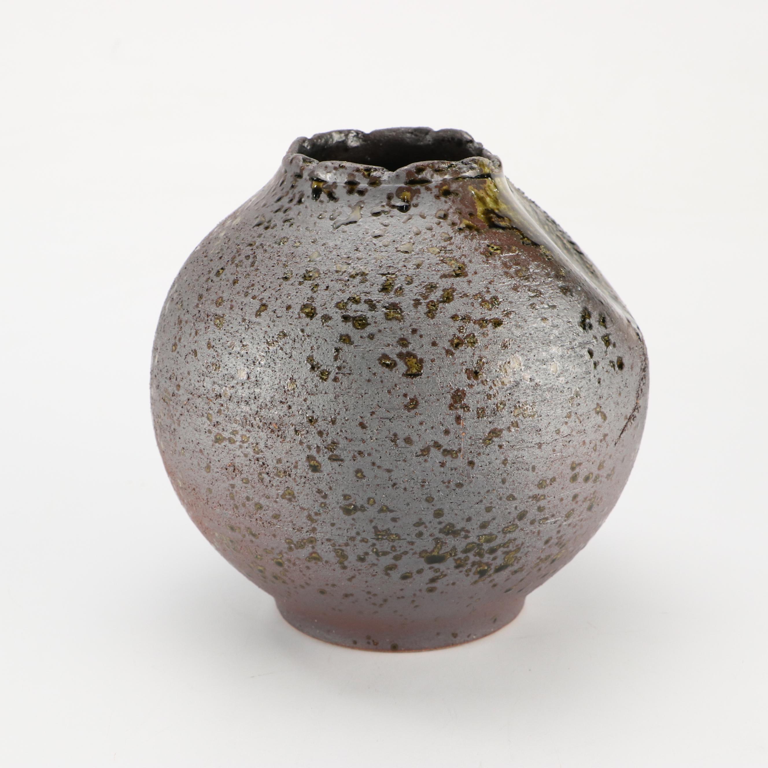 Matsu Zakaya Japanese Shigaraki Ware Vase with Presentation Box