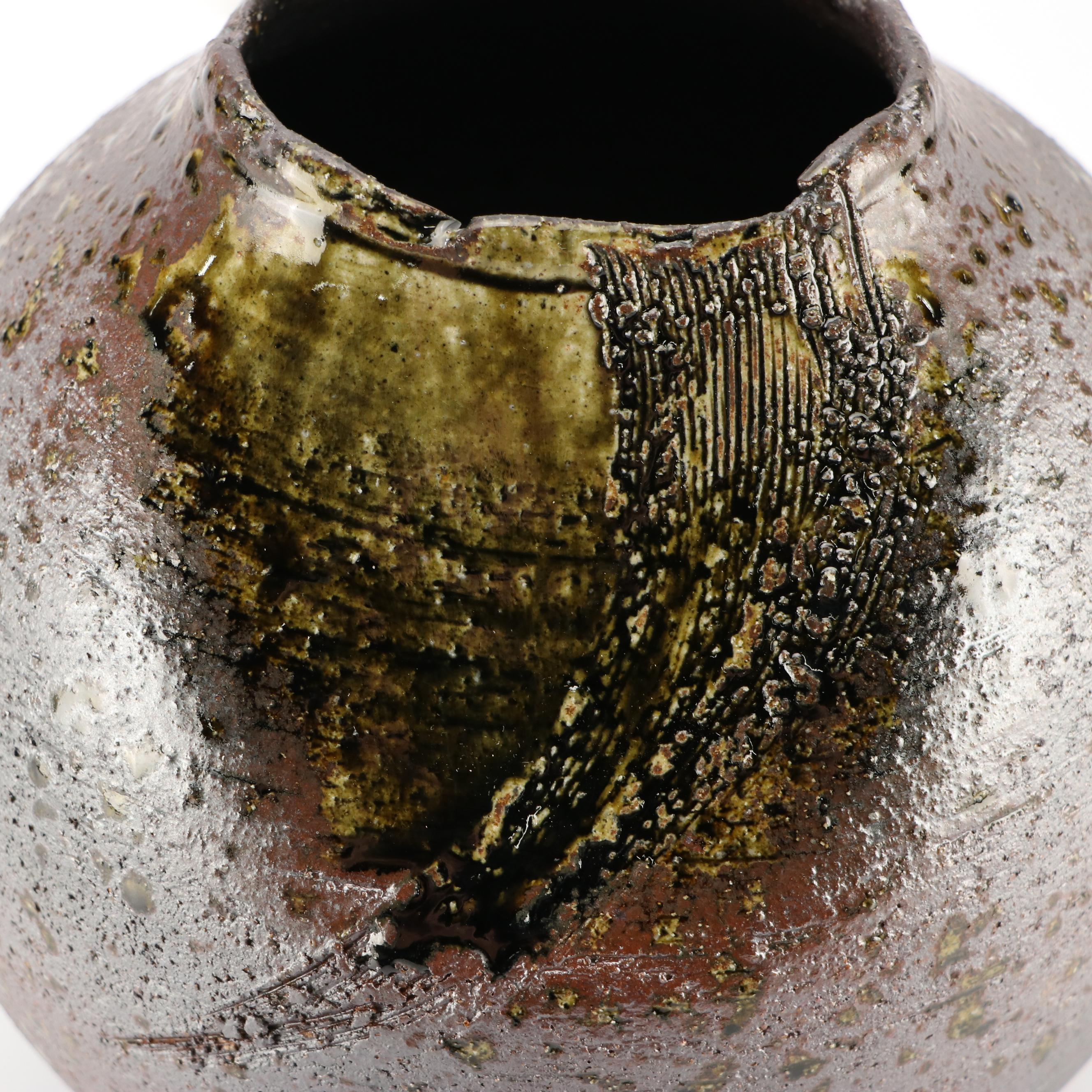 Matsu Zakaya Japanese Shigaraki Ware Vase with Presentation Box