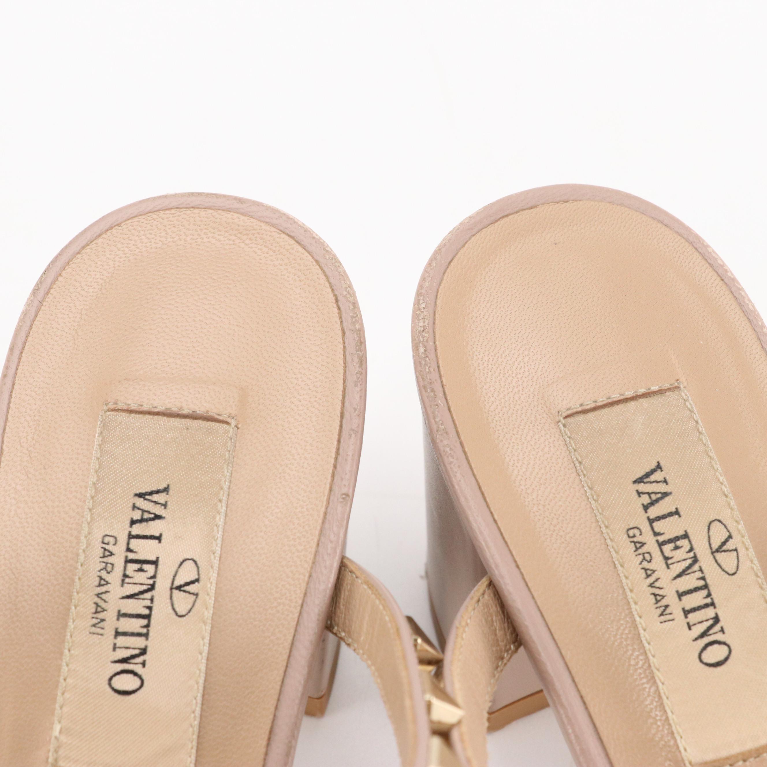 Valentino Garavani Rockstud Block-Heel Sandals in Beige Calfskin Leather