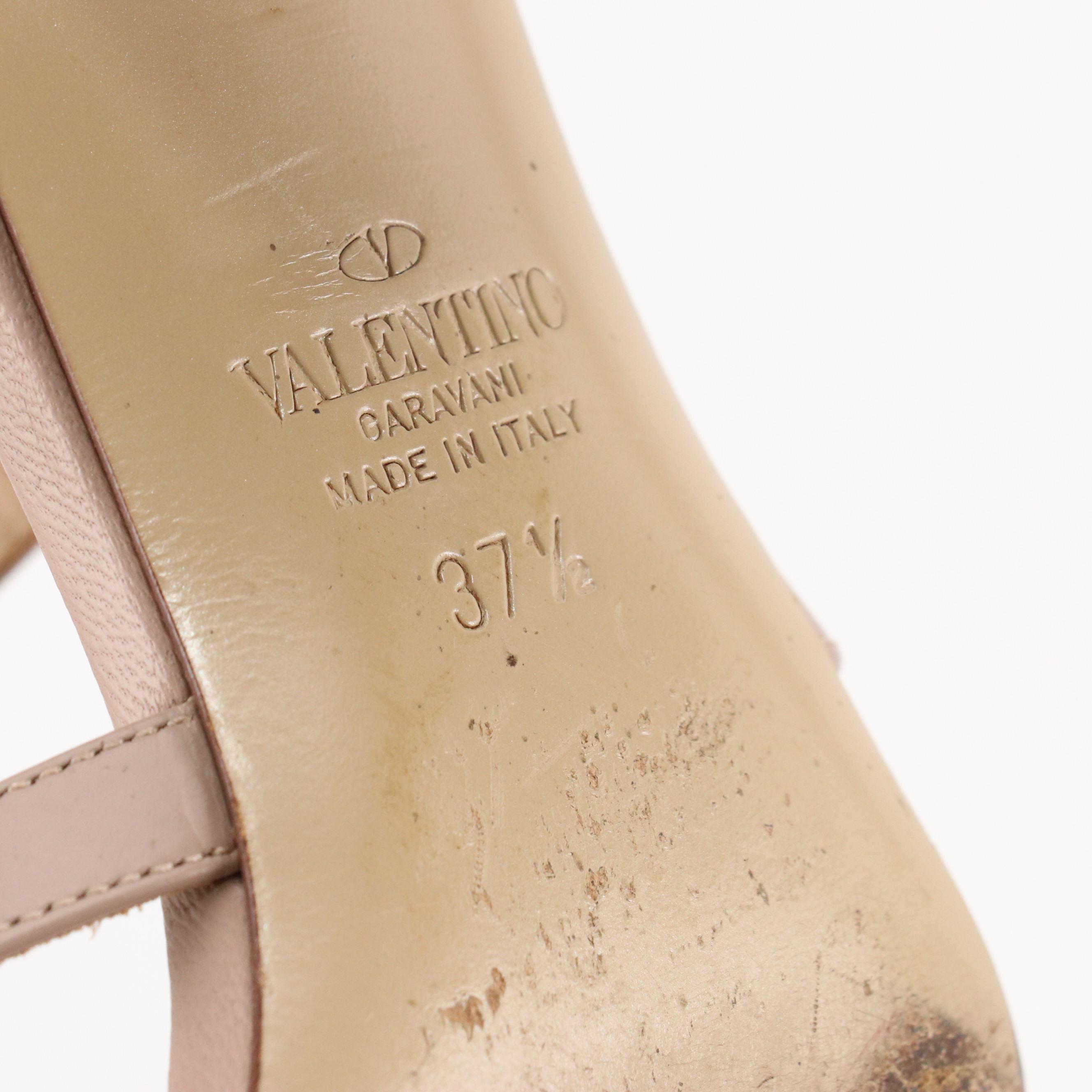 Valentino Garavani Rockstud Block-Heel Sandals in Beige Calfskin Leather