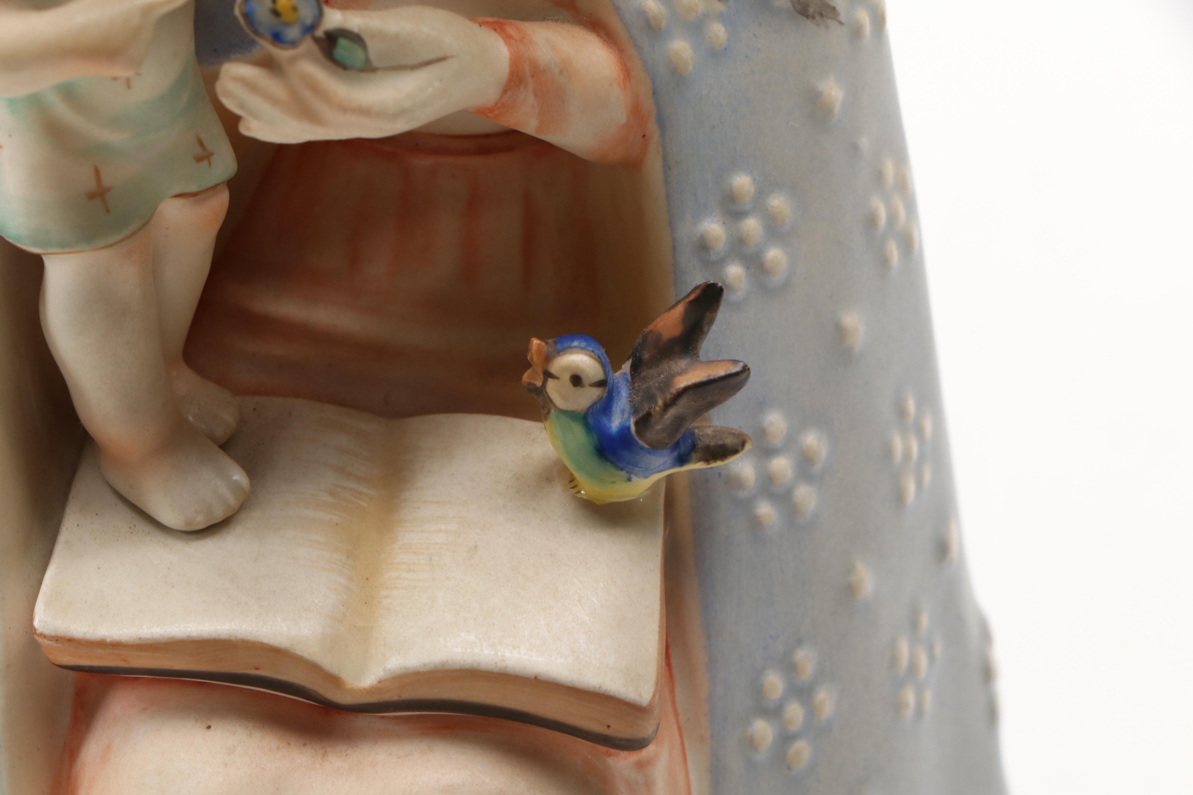 Goebel "Flower Madonna" Porcelain Hummel Figurine, Mid to Late 20th Century