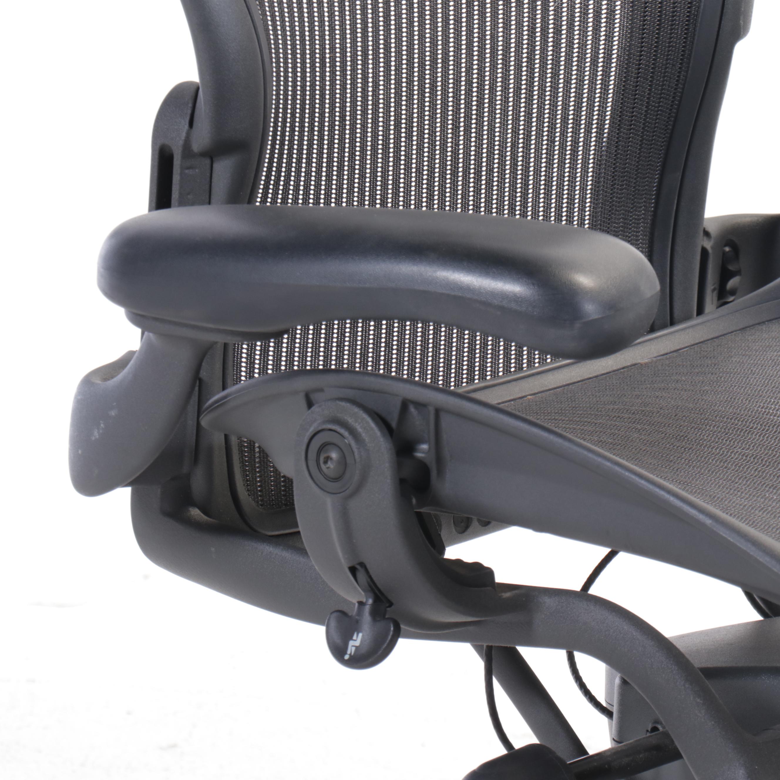 Herman Miller "Aeron" Office Chair