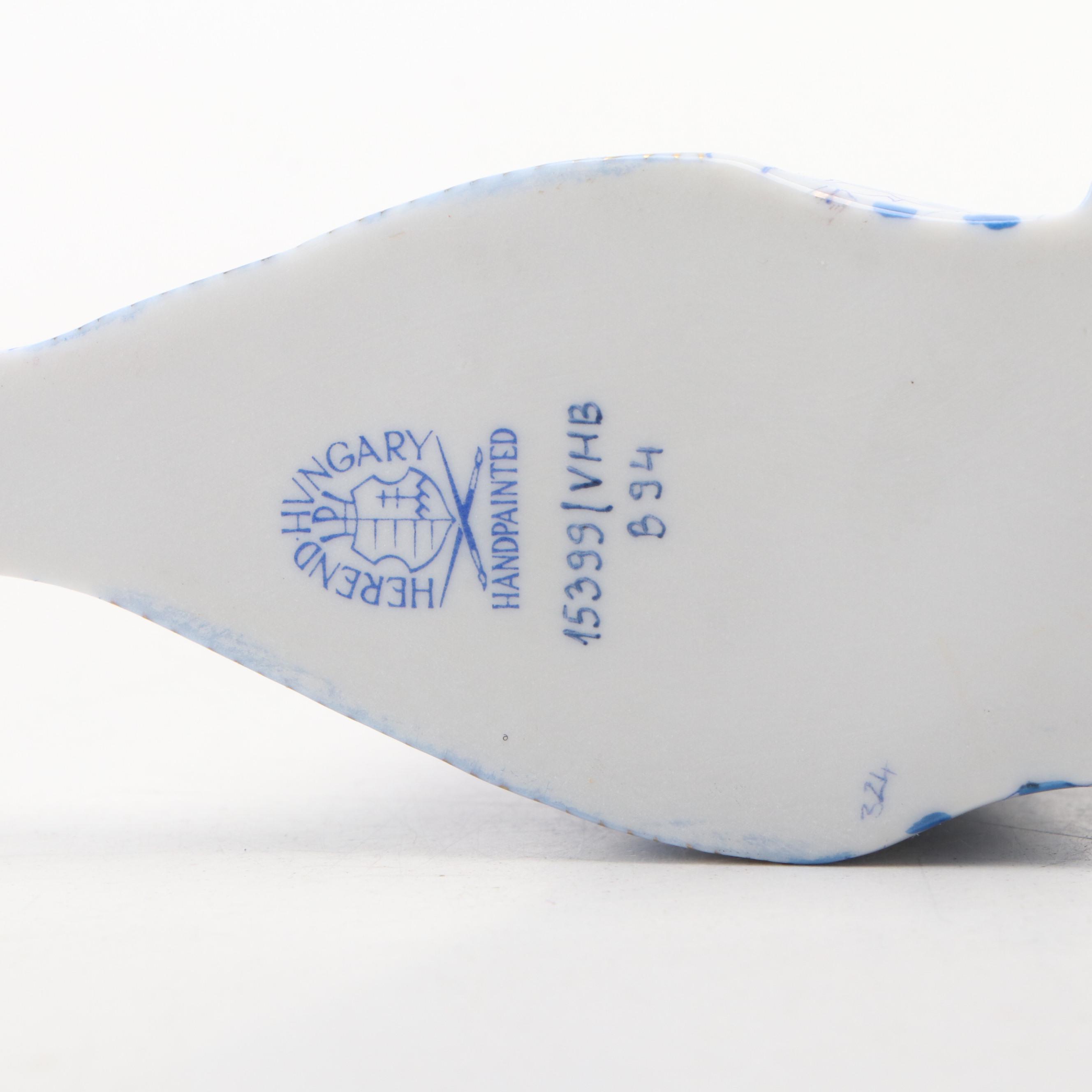 Herend Porcelain Blue Fishnet Gilt Accented Collie Figurine, 1994