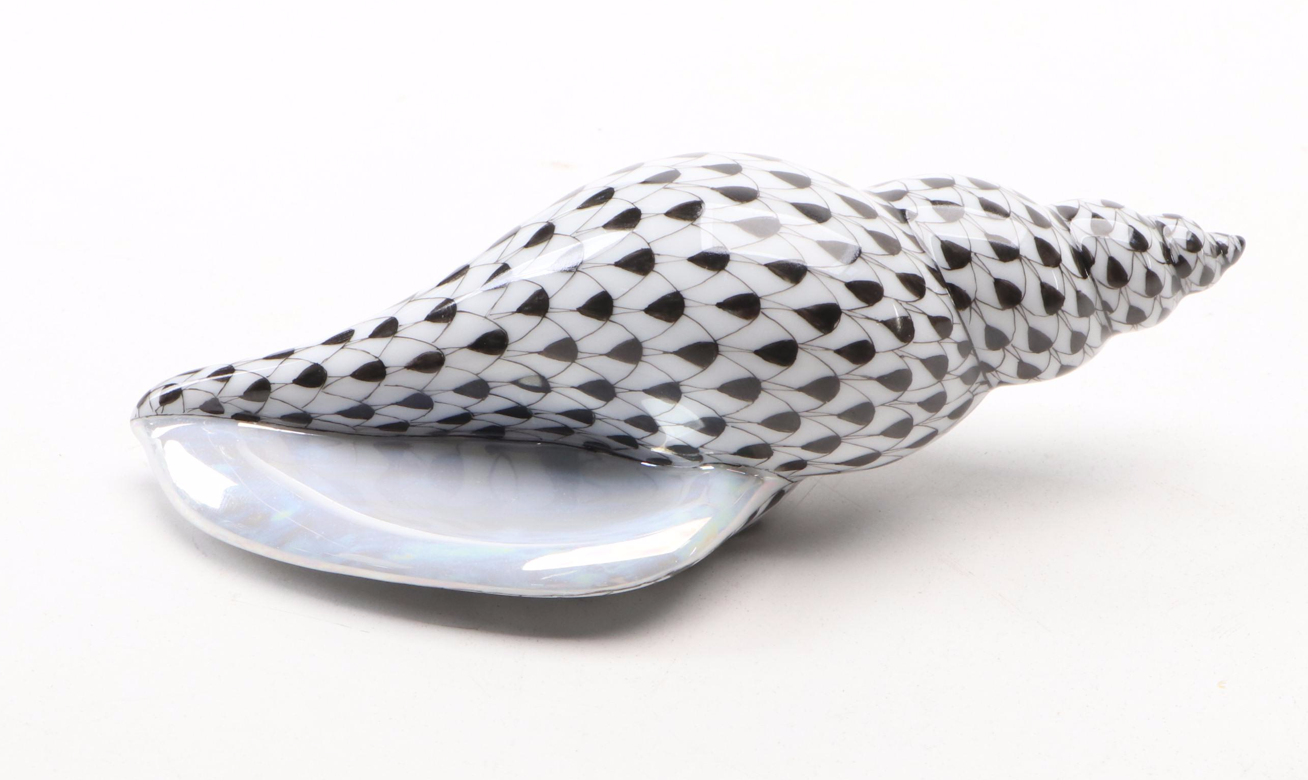 Herend Porcelain Black Fishnet Shell Figurine, 1997