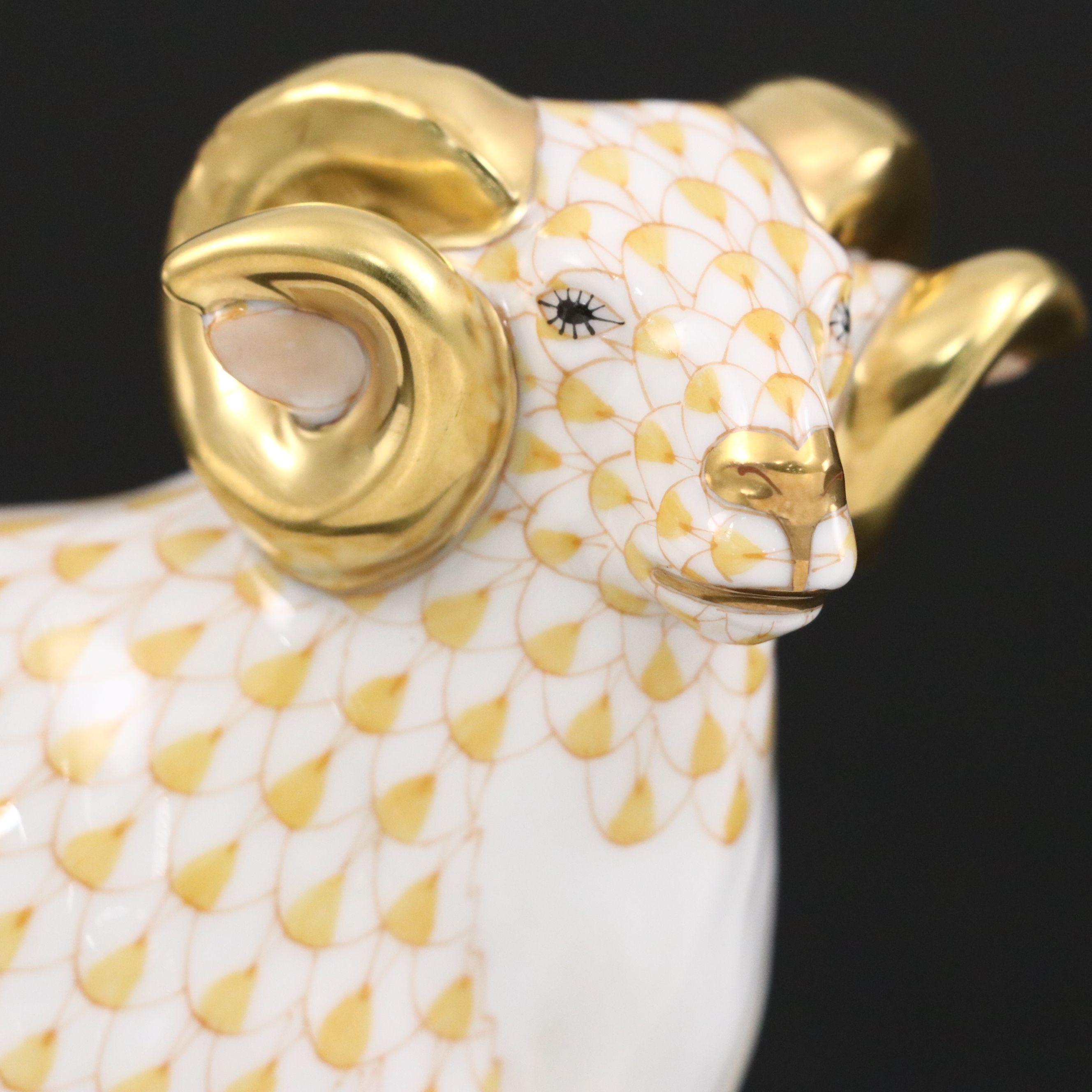 Herend Butterscotch Fishnet with Gold "English Ram" Porcelain Figurine
