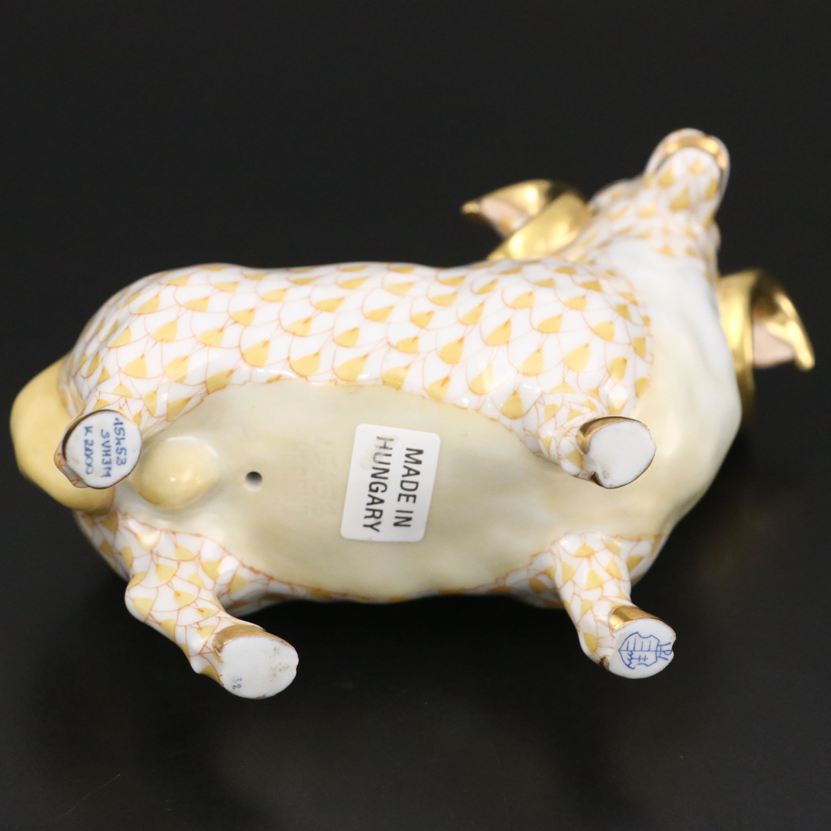 Herend Butterscotch Fishnet with Gold "English Ram" Porcelain Figurine