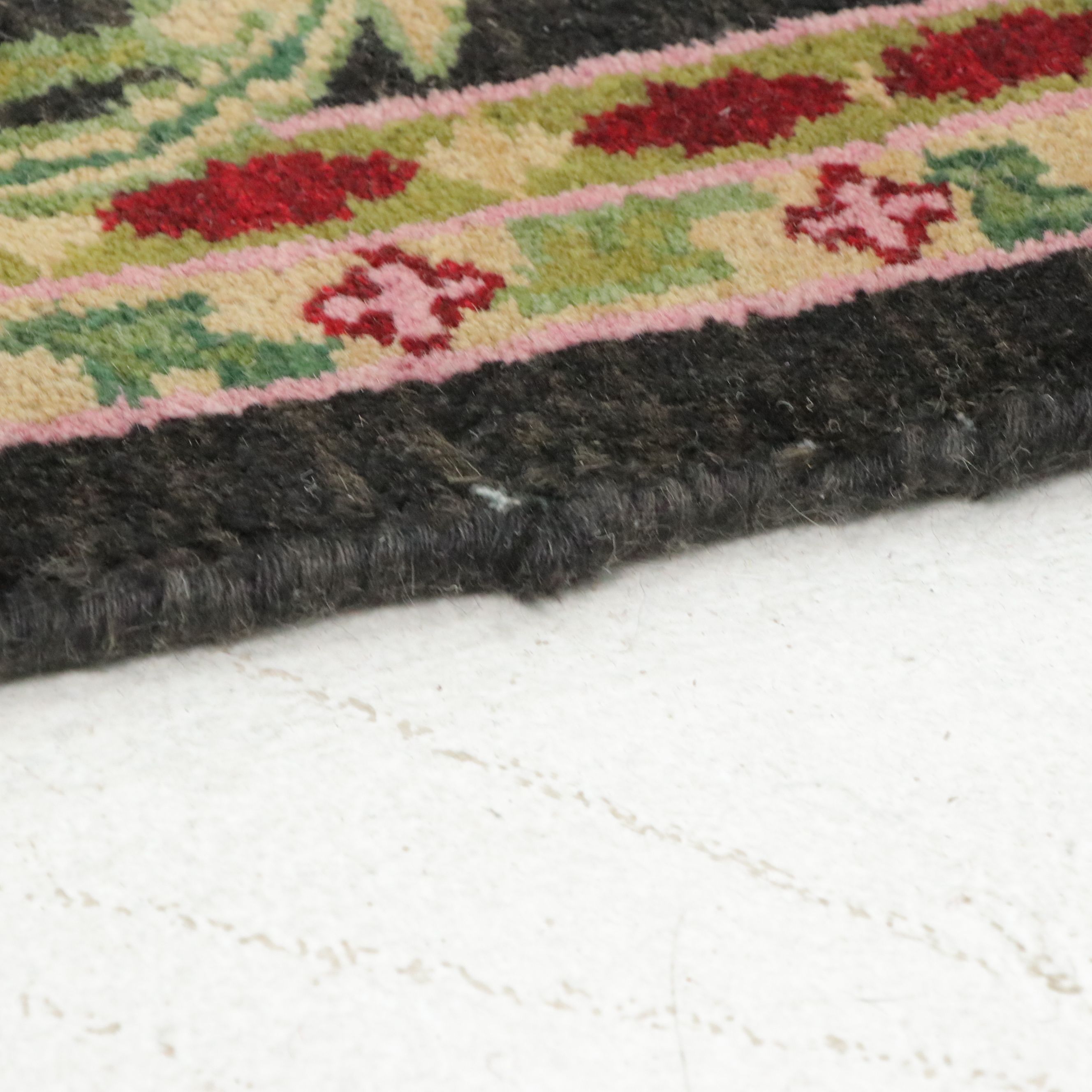 8'1 x 10'7 Hand-Knotted Indian Area Rug