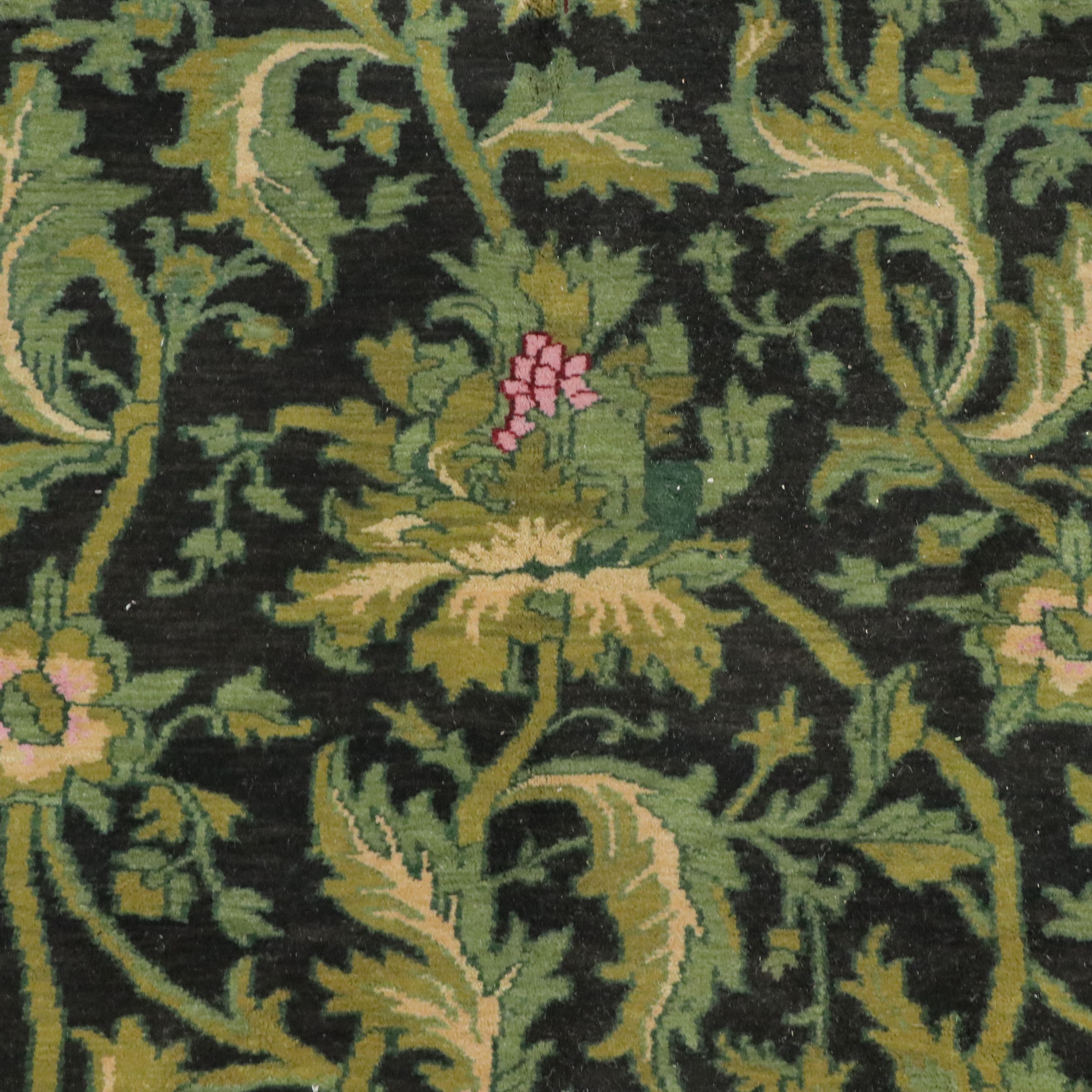 8'1 x 10'7 Hand-Knotted Indian Area Rug