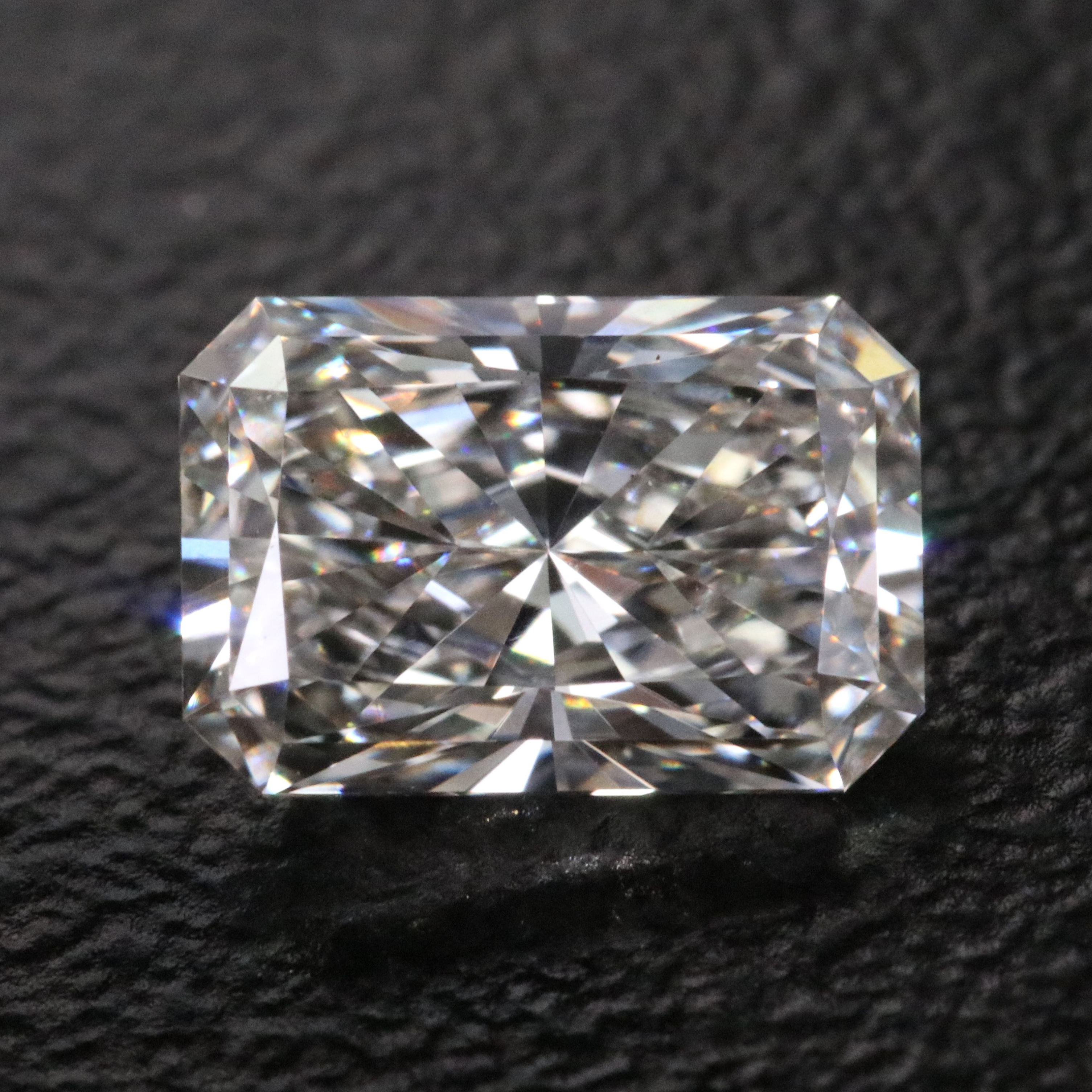 Loose 1.01 CT Lab Grown Diamond with IGI Report
