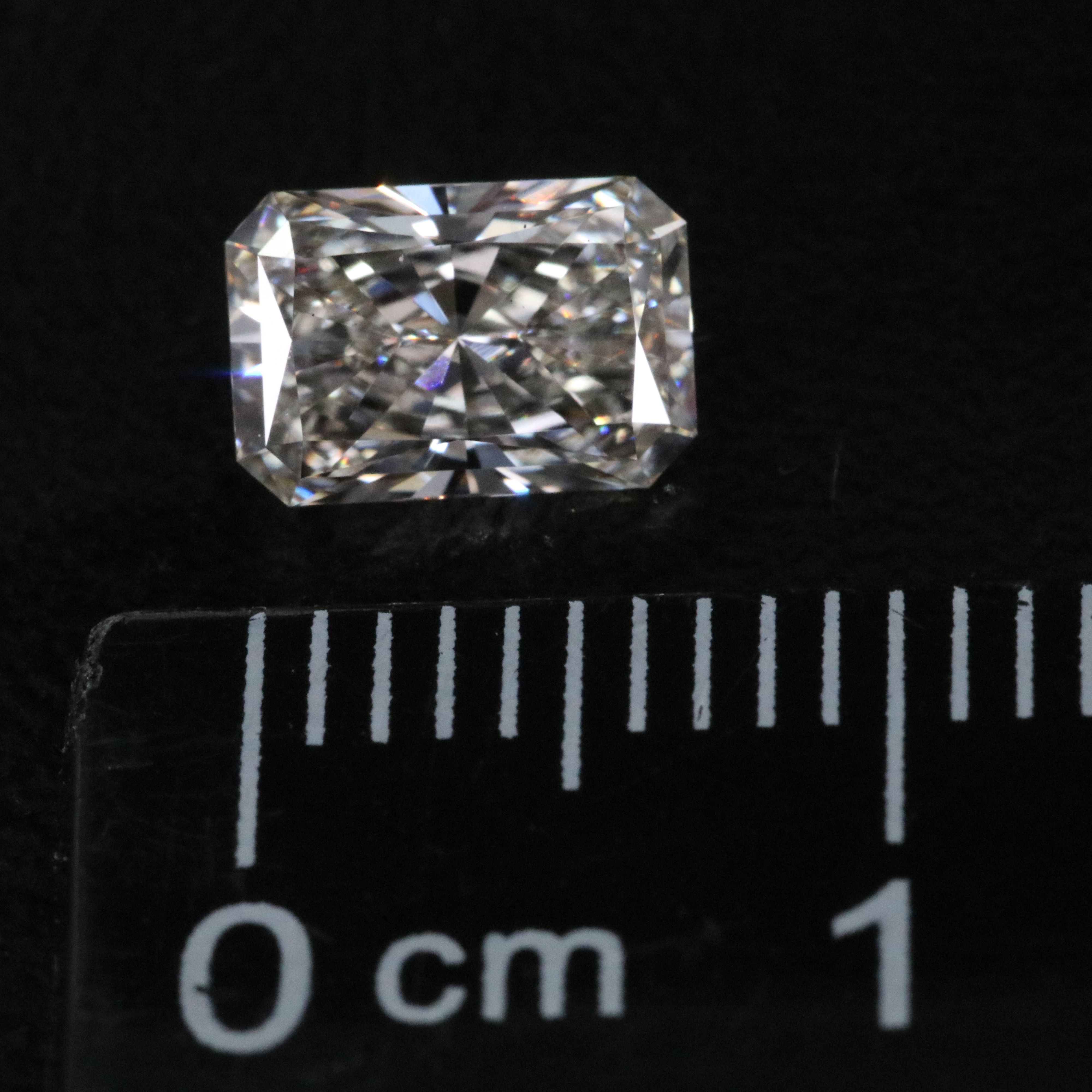Loose 1.01 CT Lab Grown Diamond with IGI Report