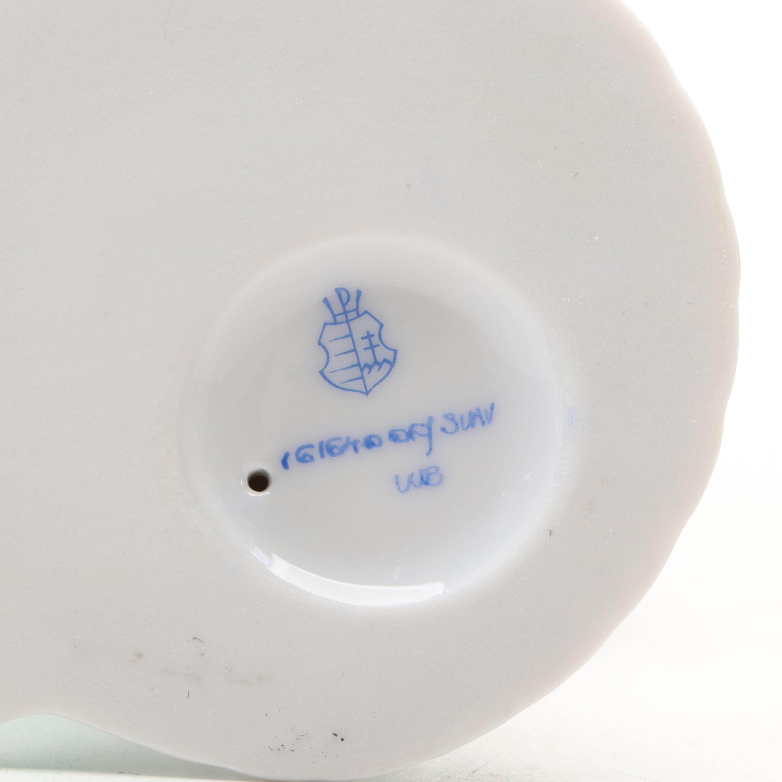 Herend Green Fishnet with Gold Gilt "Seahorse" Porcelain Figurine