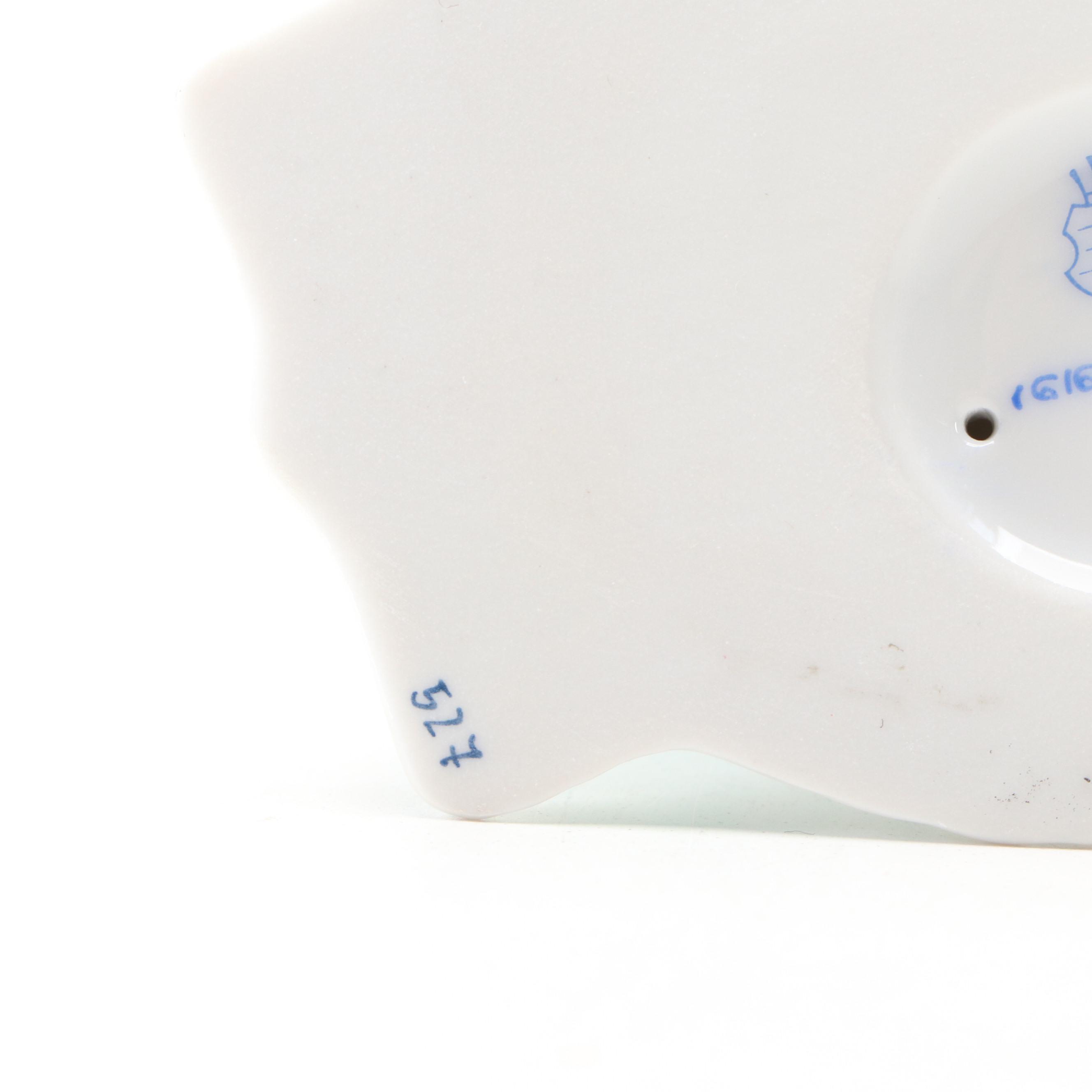 Herend Green Fishnet with Gold Gilt "Seahorse" Porcelain Figurine