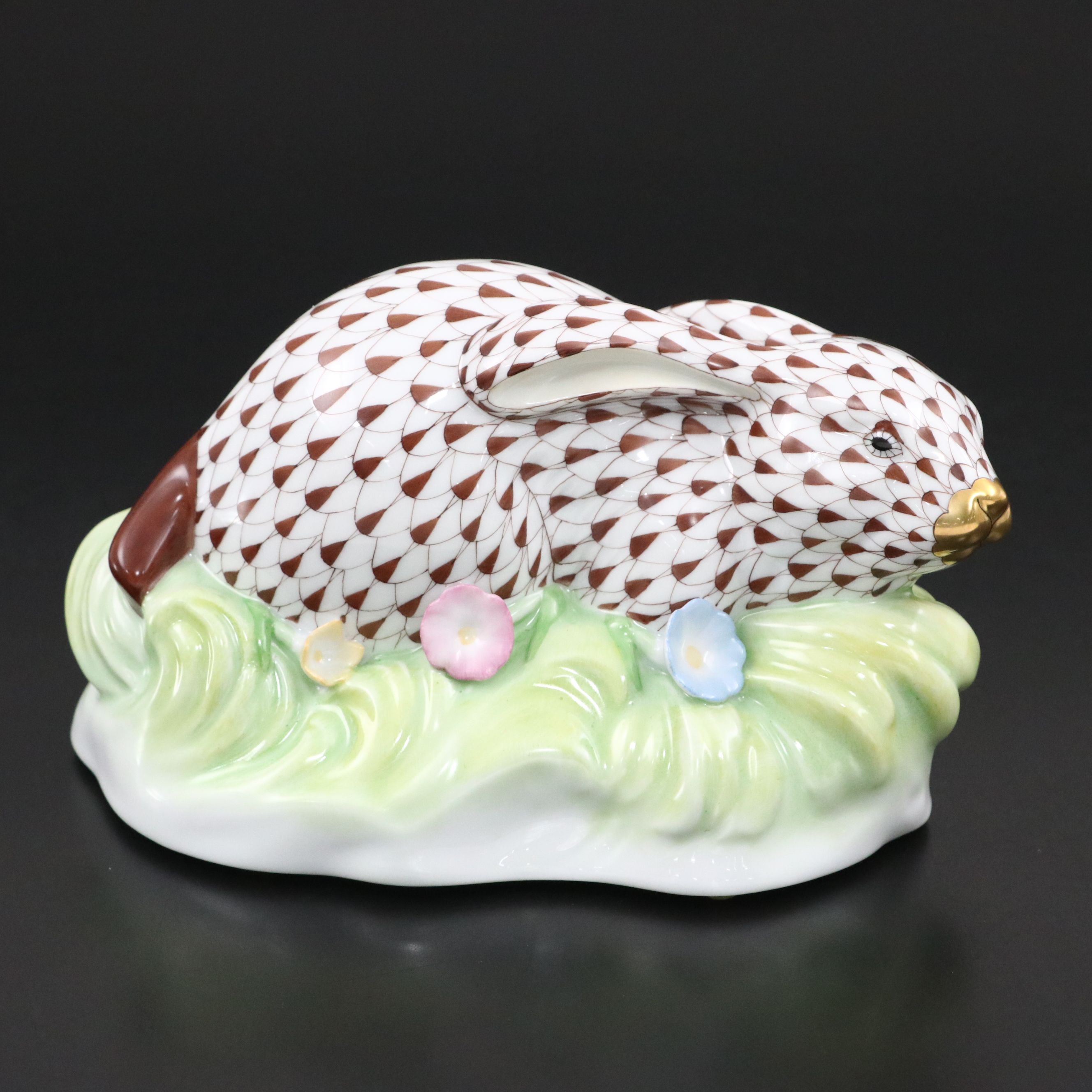Herend Chocolate Fishnet with Gold Gilt "Rabbit in Grass" Porcelain Figurine