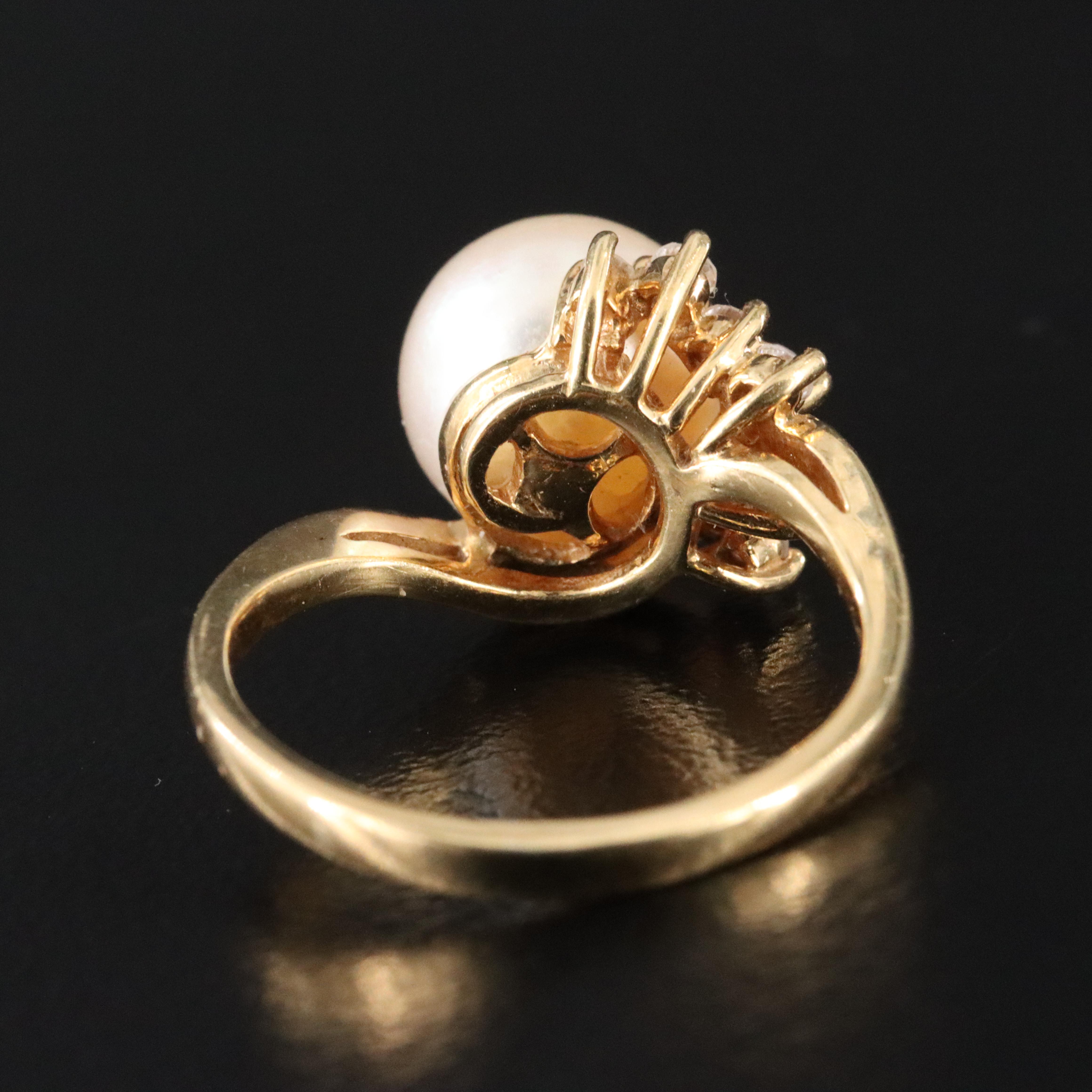 18K Pearl and Diamond Ring