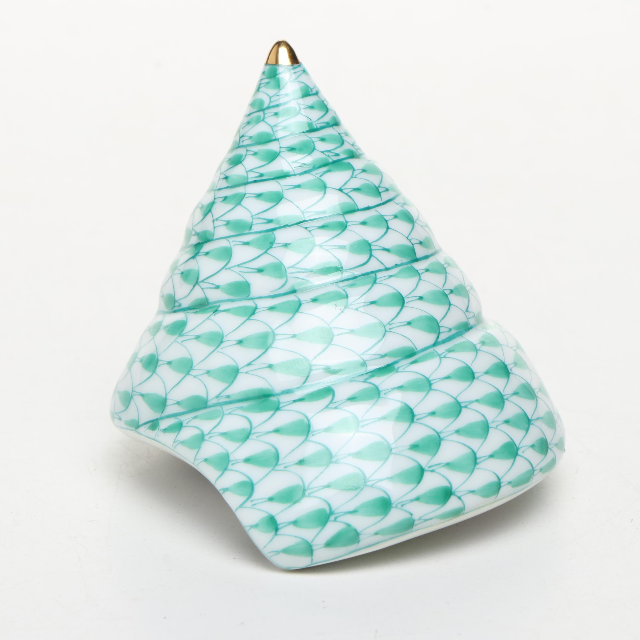 Herend Green Fishnet with Gold "Trochus Shell" Porcelain Figurine