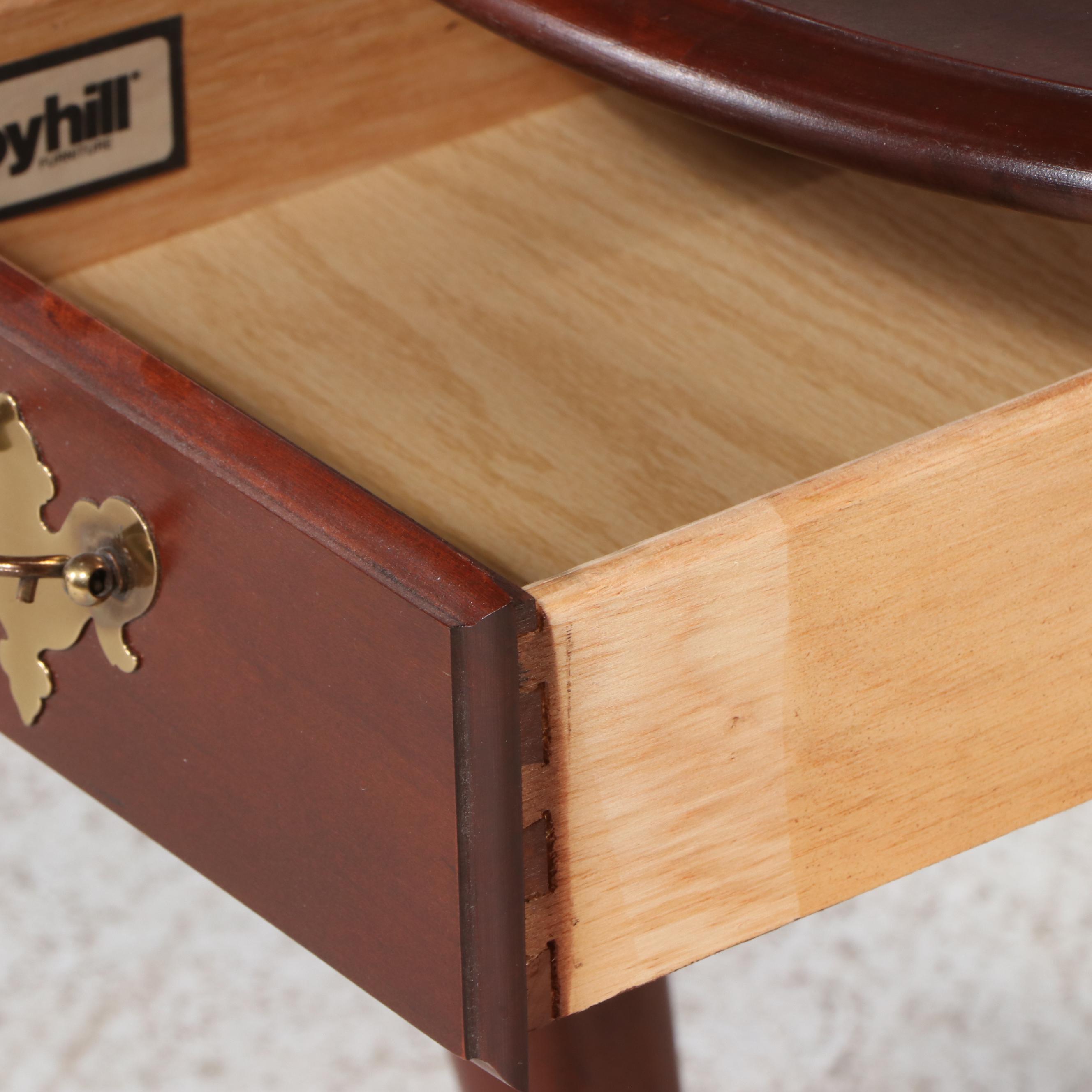 Pair of Broyhill Queen Anne Style Mahogany End Table