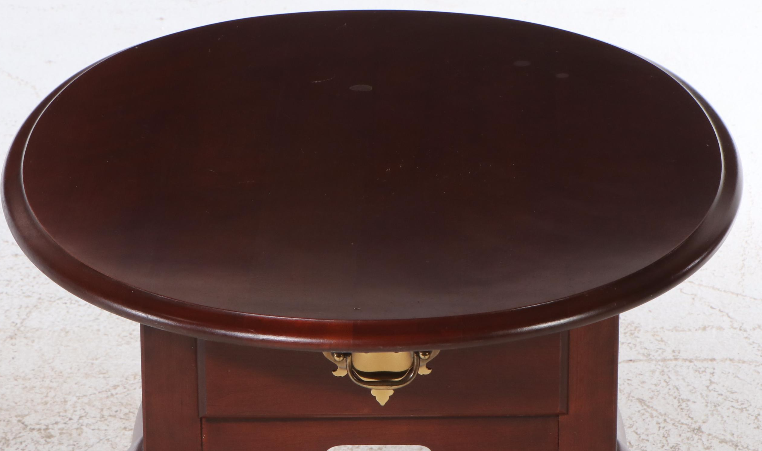 Pair of Broyhill Queen Anne Style Mahogany End Table