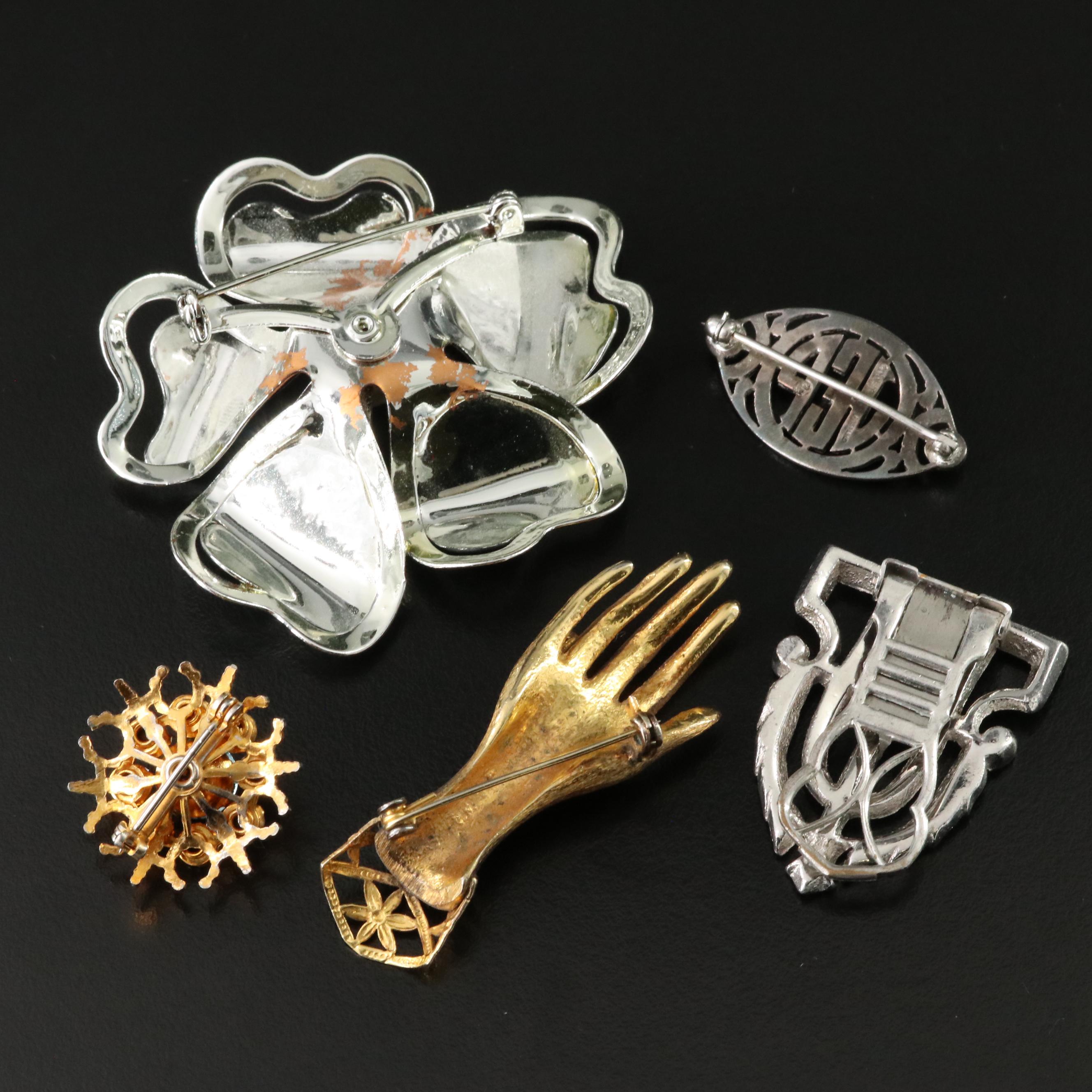 Ciner and Sterling Featured in Brooch Collection