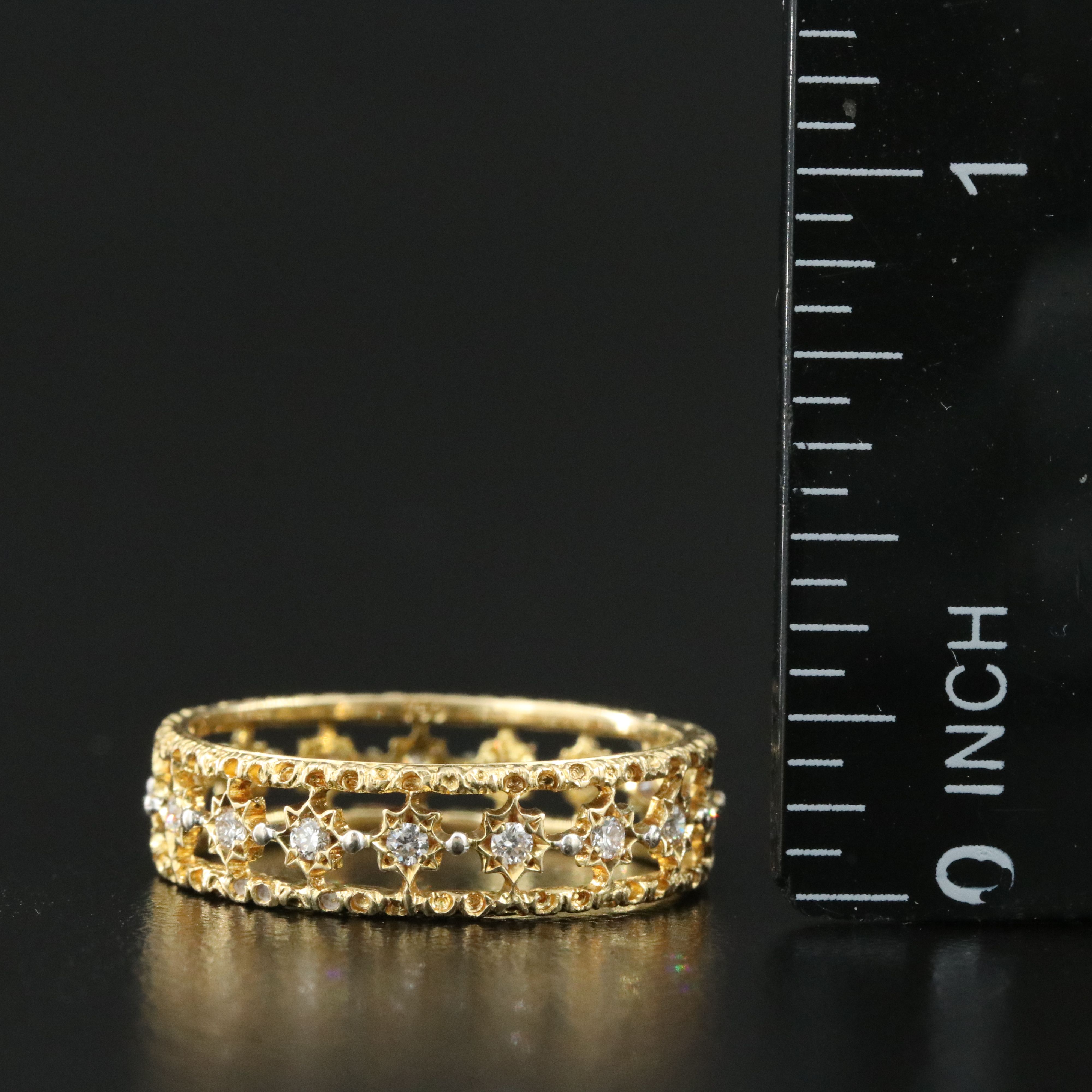 18K 0.25 CTW Diamond Star Band