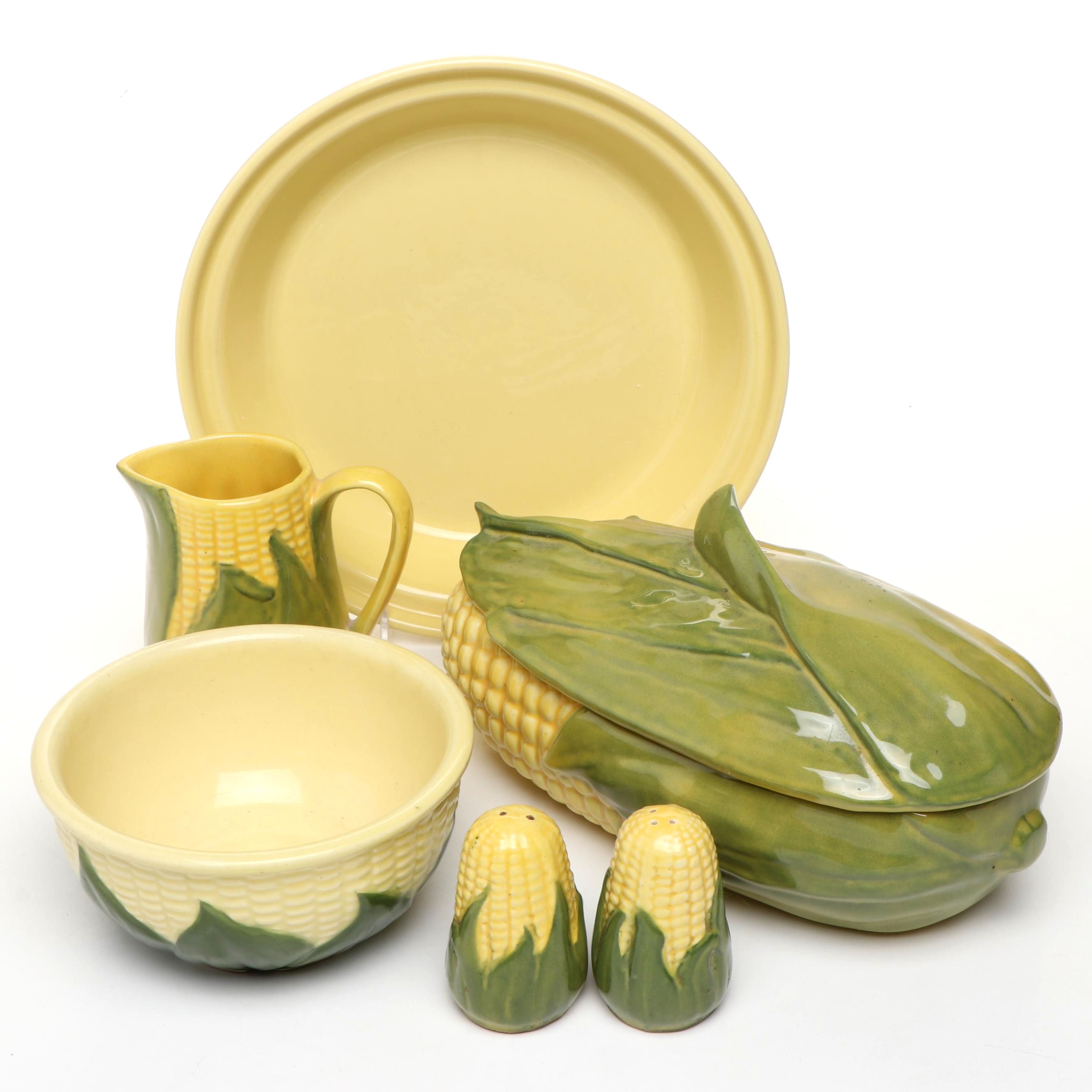 Shawnee Pottery "Corn King" and Homer Laughlin Ceramic Dinnerware