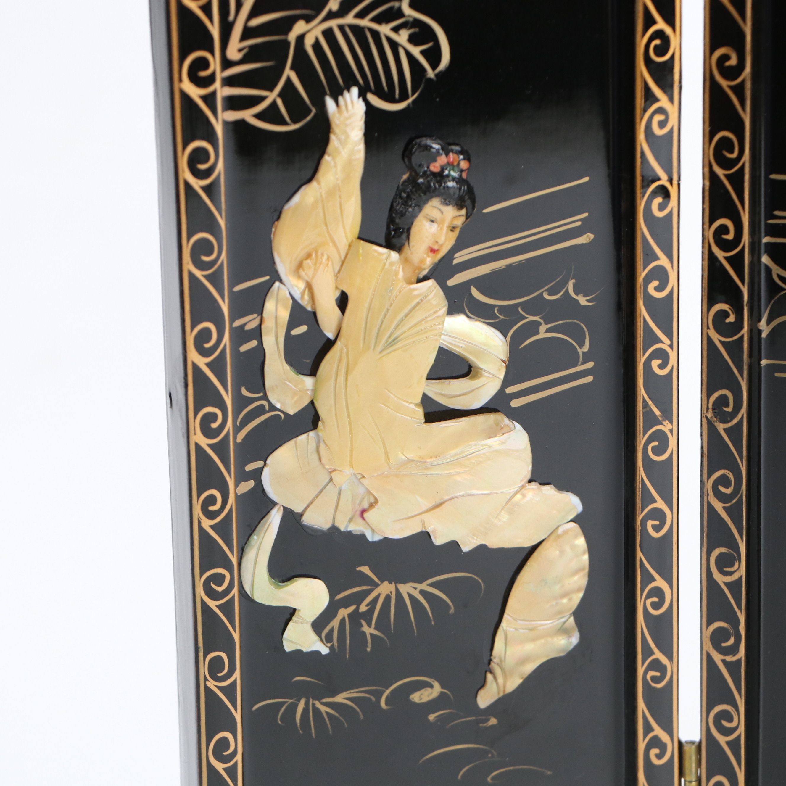 Chinese Lacquered Wood Four-Panel Tabletop Screen