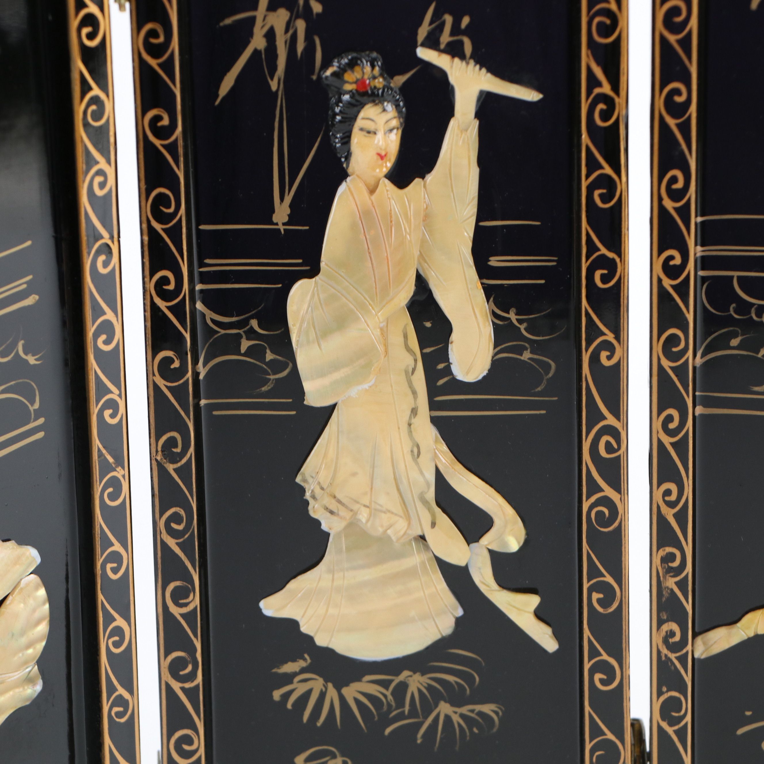 Chinese Lacquered Wood Four-Panel Tabletop Screen