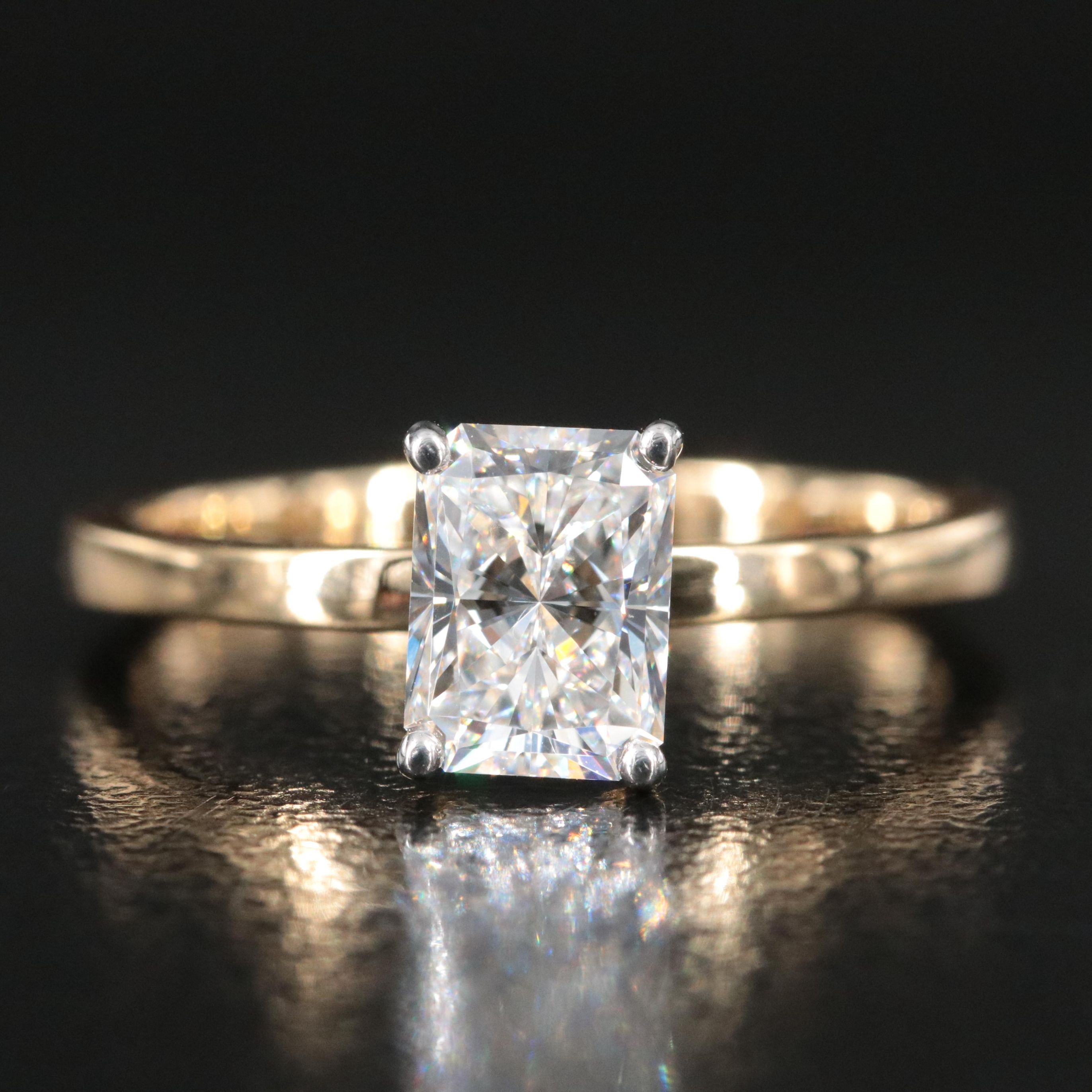 14K 1.06 CT Lab Grown Diamond Solitaire Ring with IGI Report