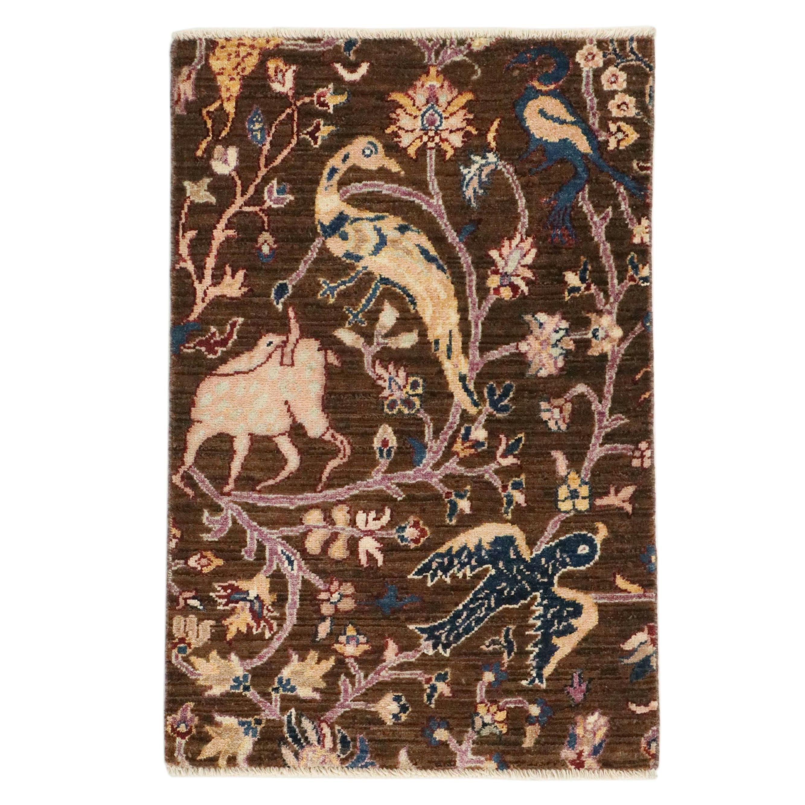 2' x 3'2 Hand-Knotted Indian Pictorial Accent Rug
