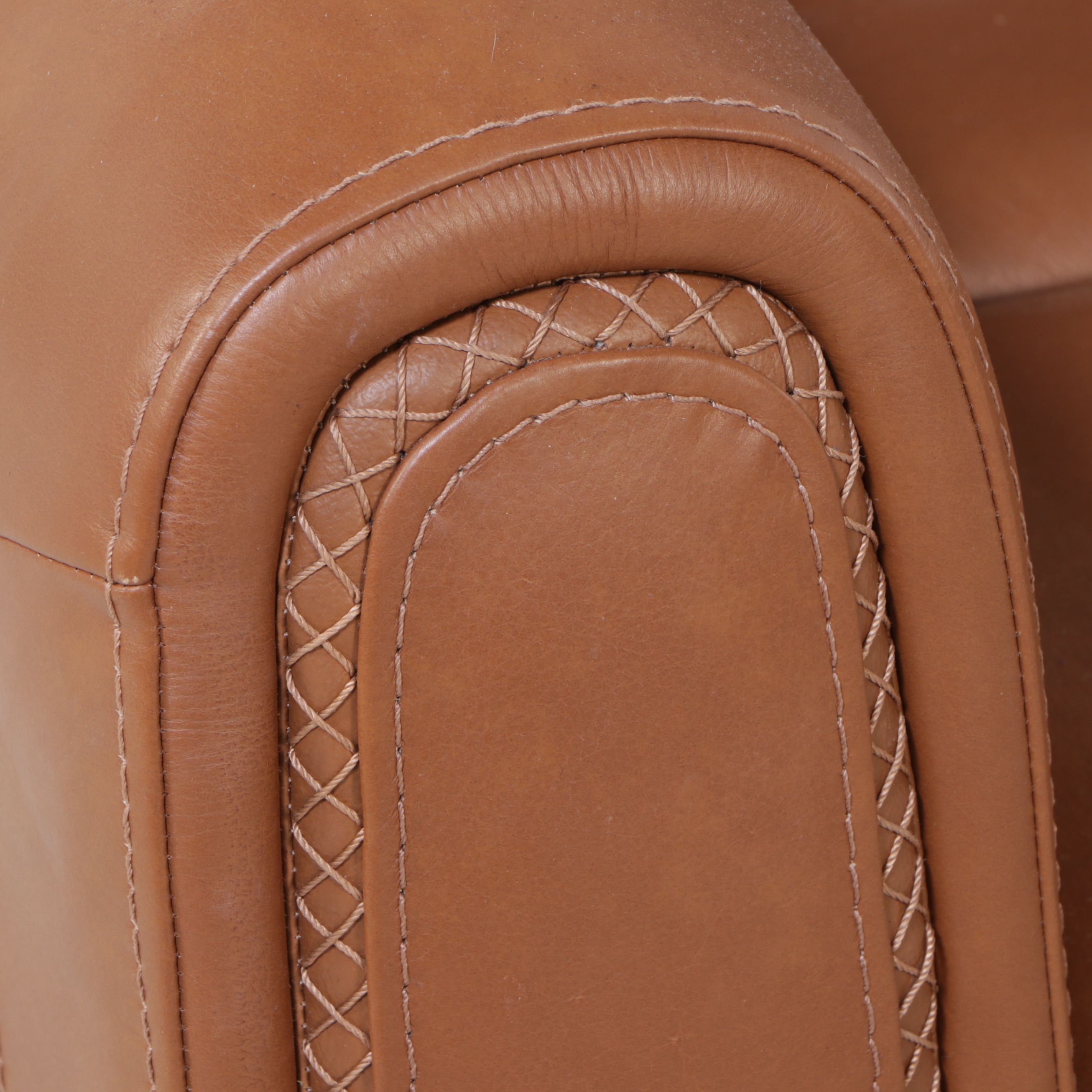 Ashley Furniture "Tryanny" Leather Upholstered Power Recliner