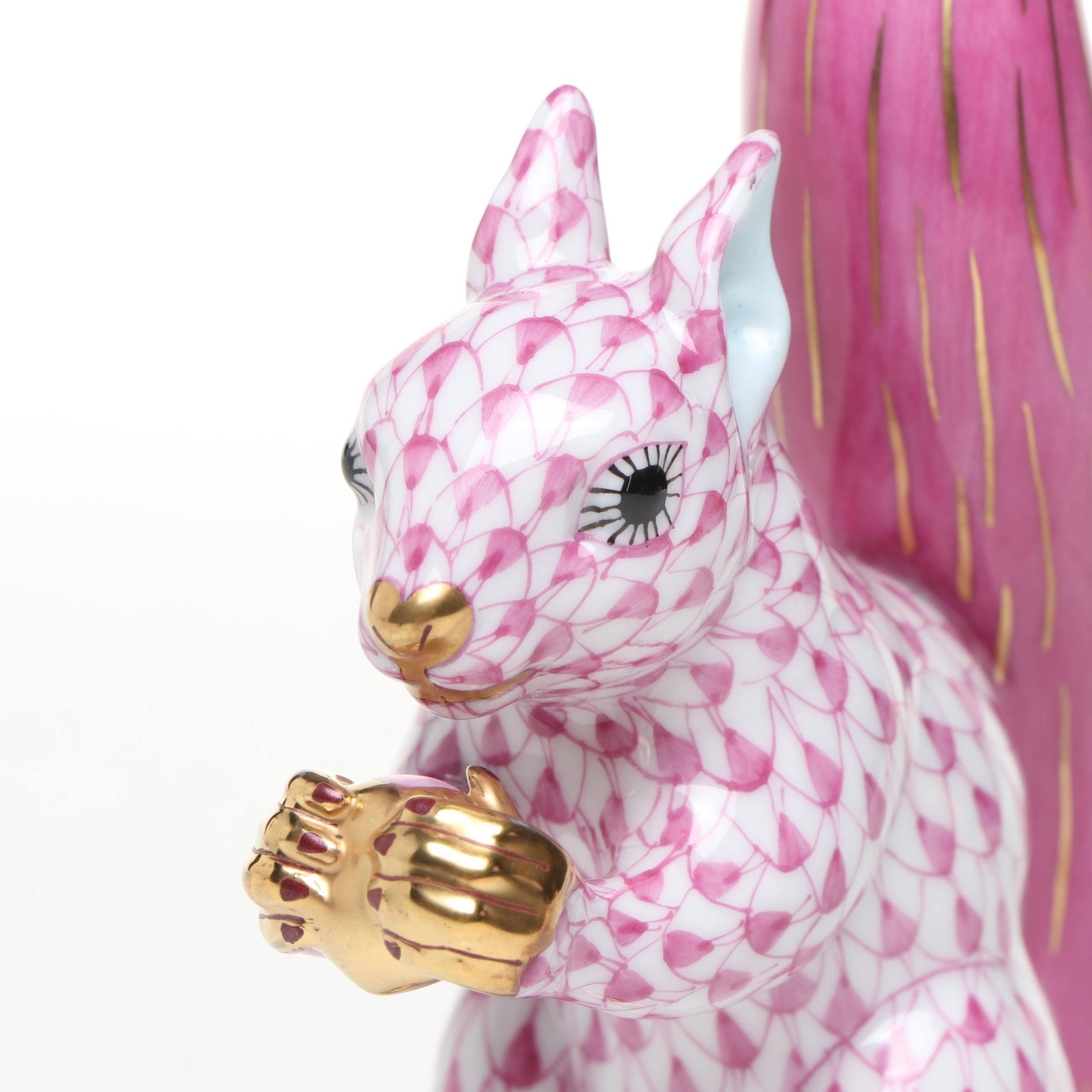 Herend Raspberry Fishnet with Gold "Squirrel" Porcelain Figurine, 1995