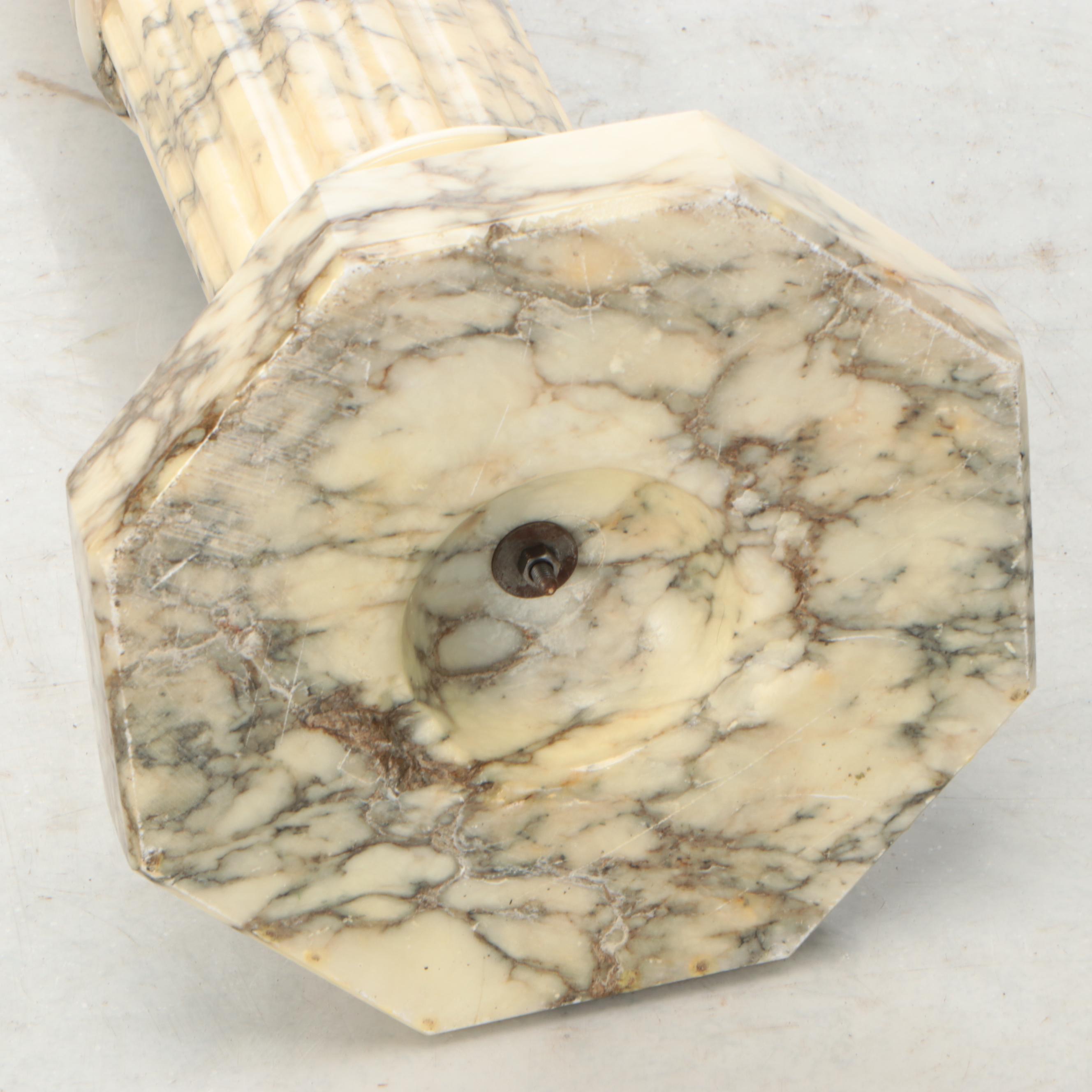 Italian Alabaster Column Pedestal, Mid to Late 20th Century