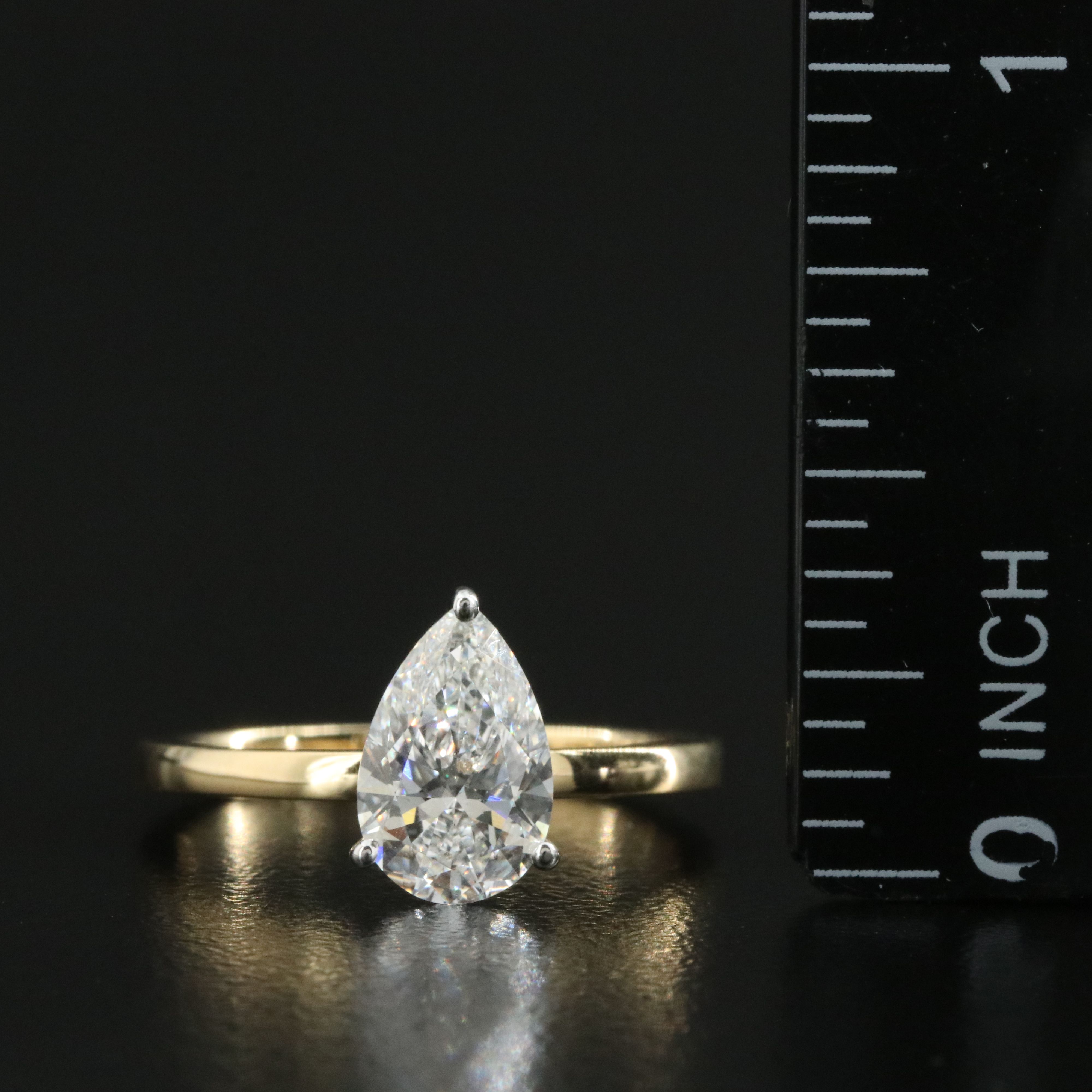 14K 1.27 CT Lab Grown Diamond Solitaire Ring with IGI Report
