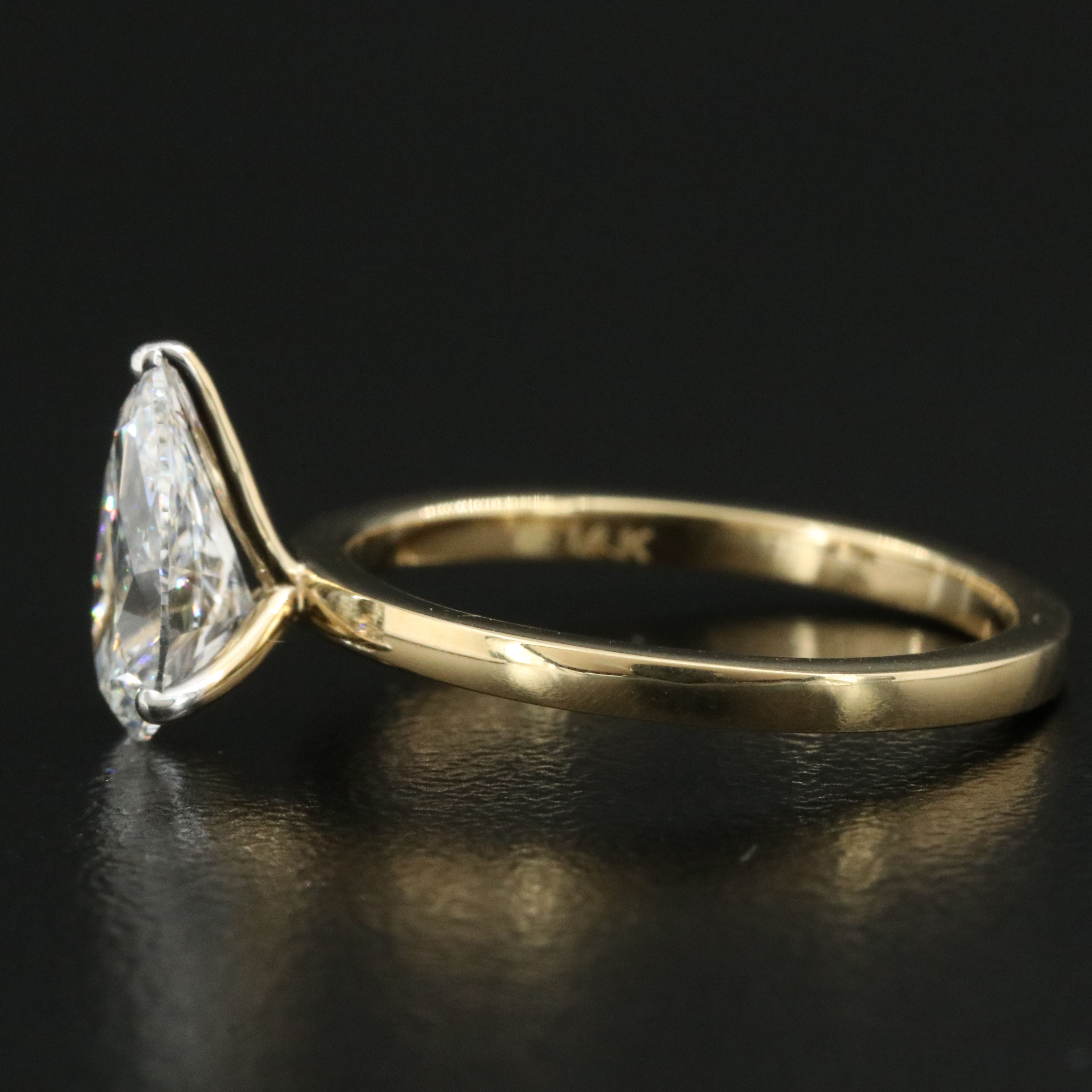 14K 1.27 CT Lab Grown Diamond Solitaire Ring with IGI Report