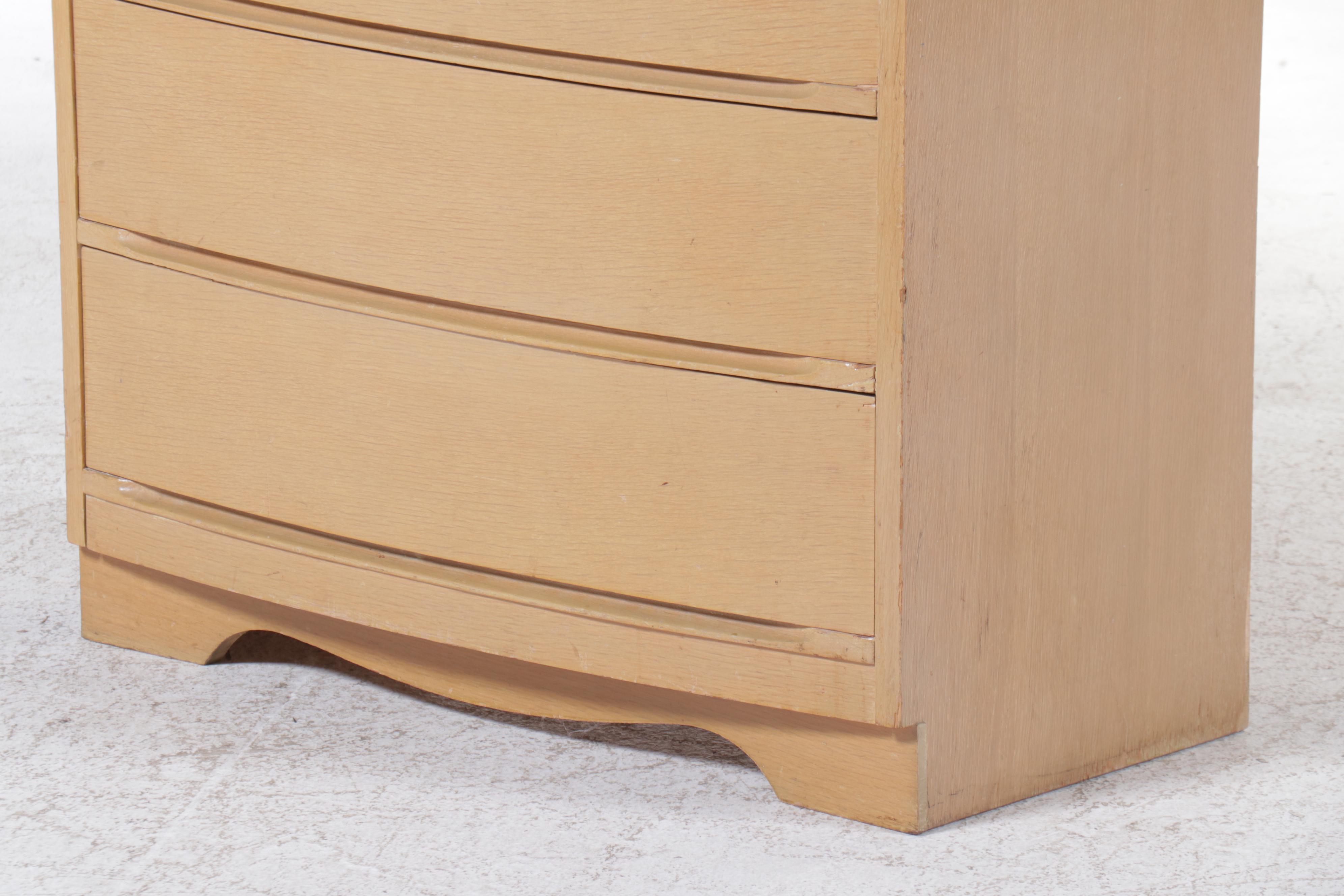 Mid Century Modern Style Blonde Oak Chest of Drawers