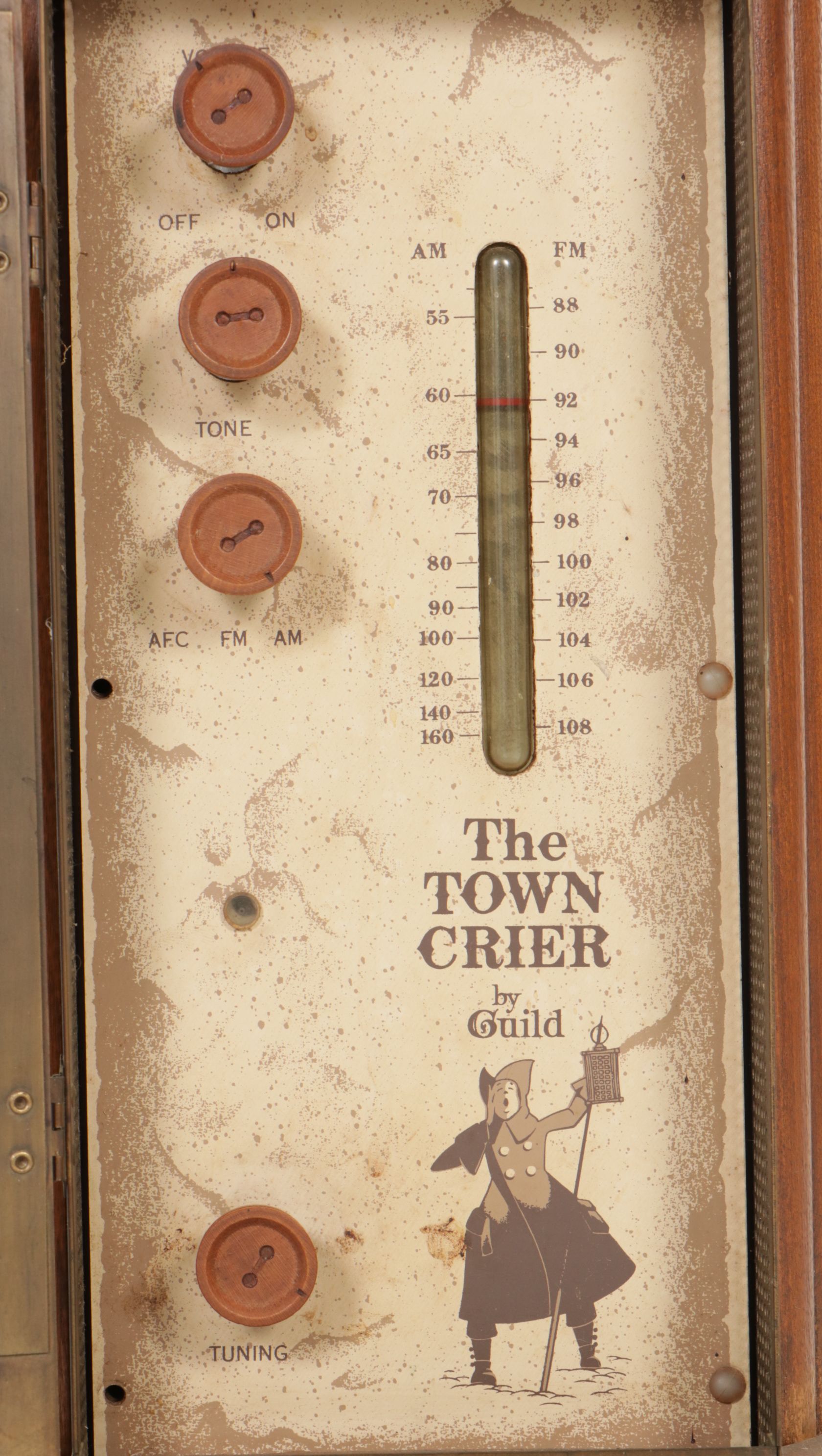Guild "The Town Crier" AM/FM Tube Radio Model 380T