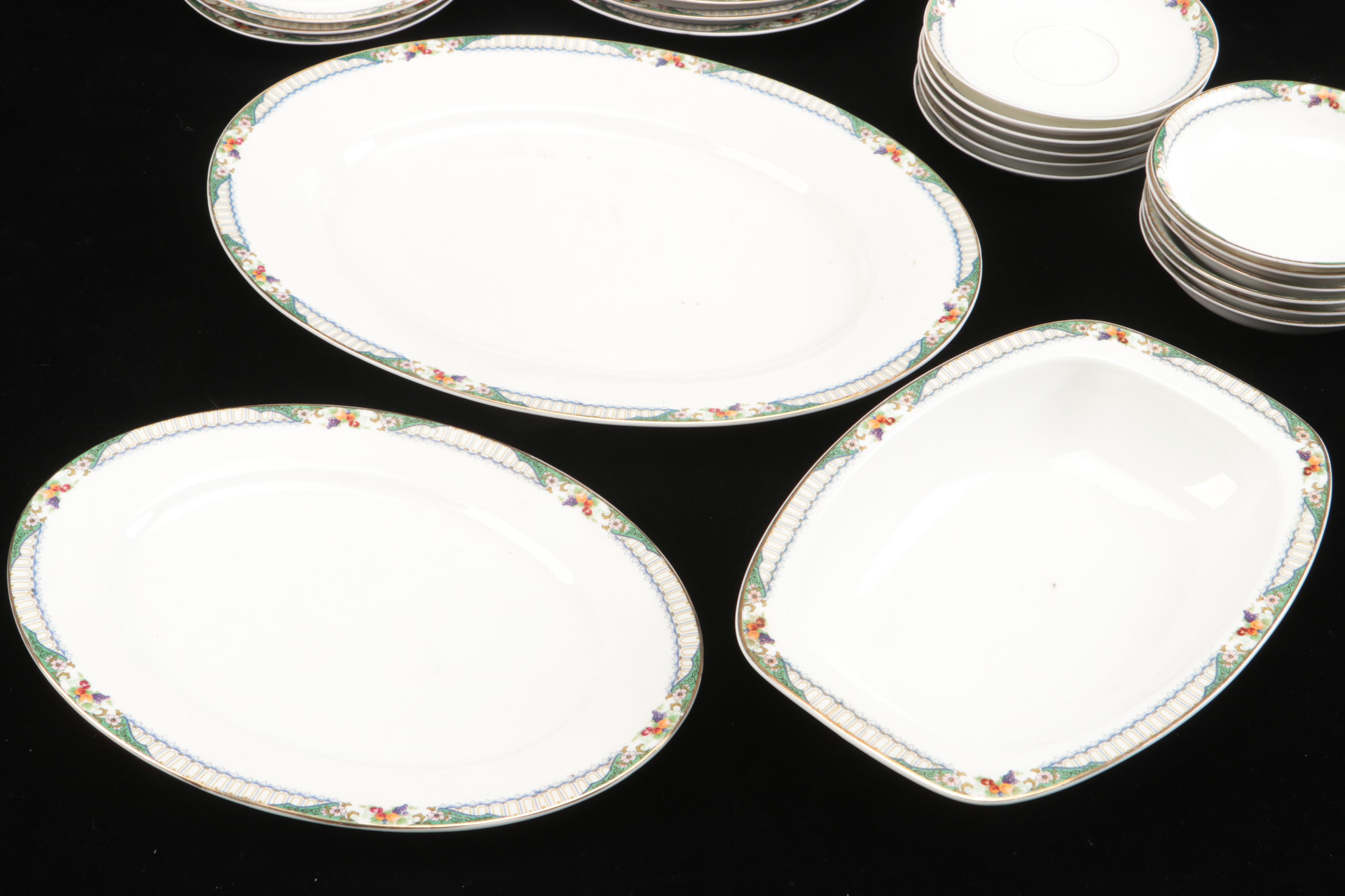 Thun "De Luxe" Porcelain Dinnerware