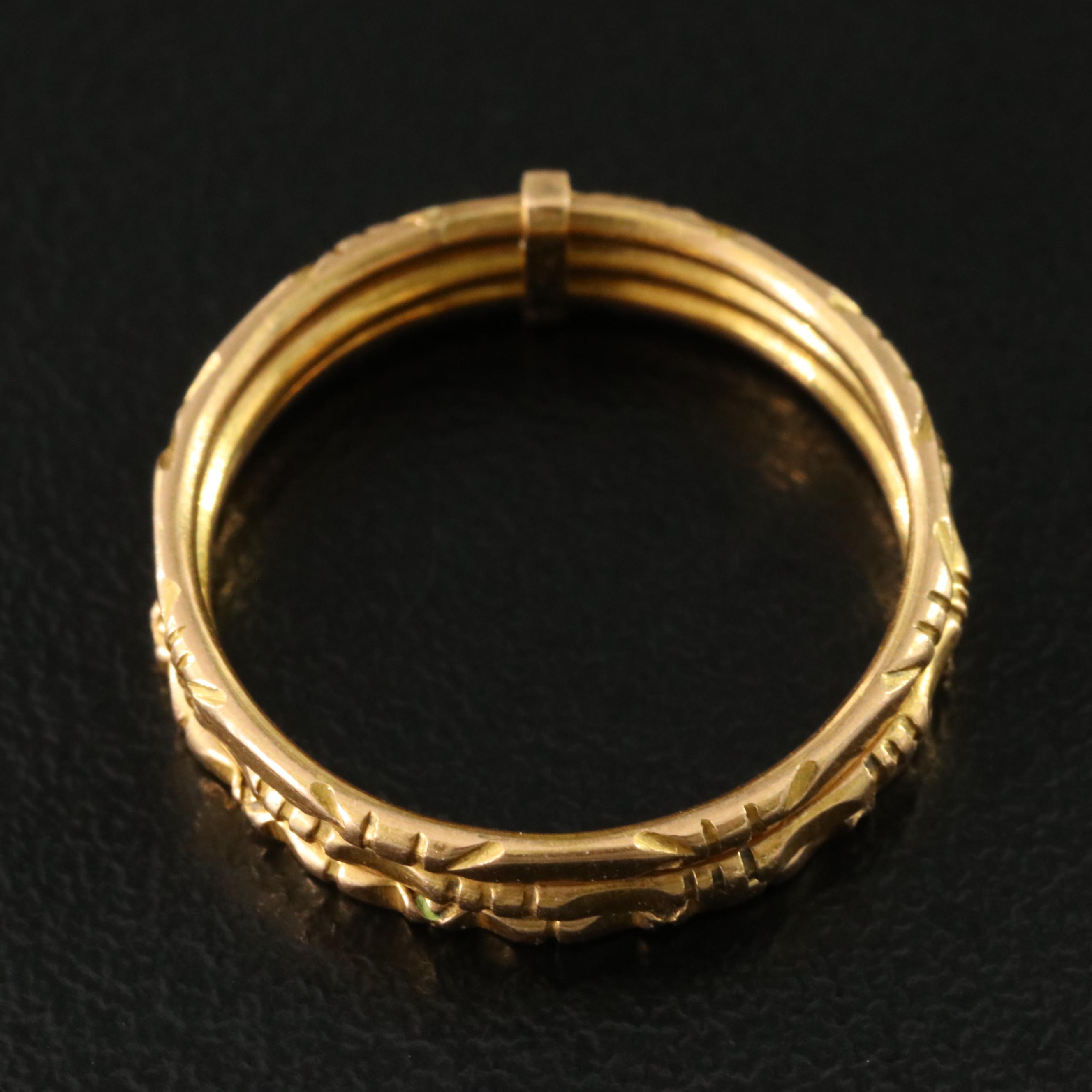 18K Interlocking Bands