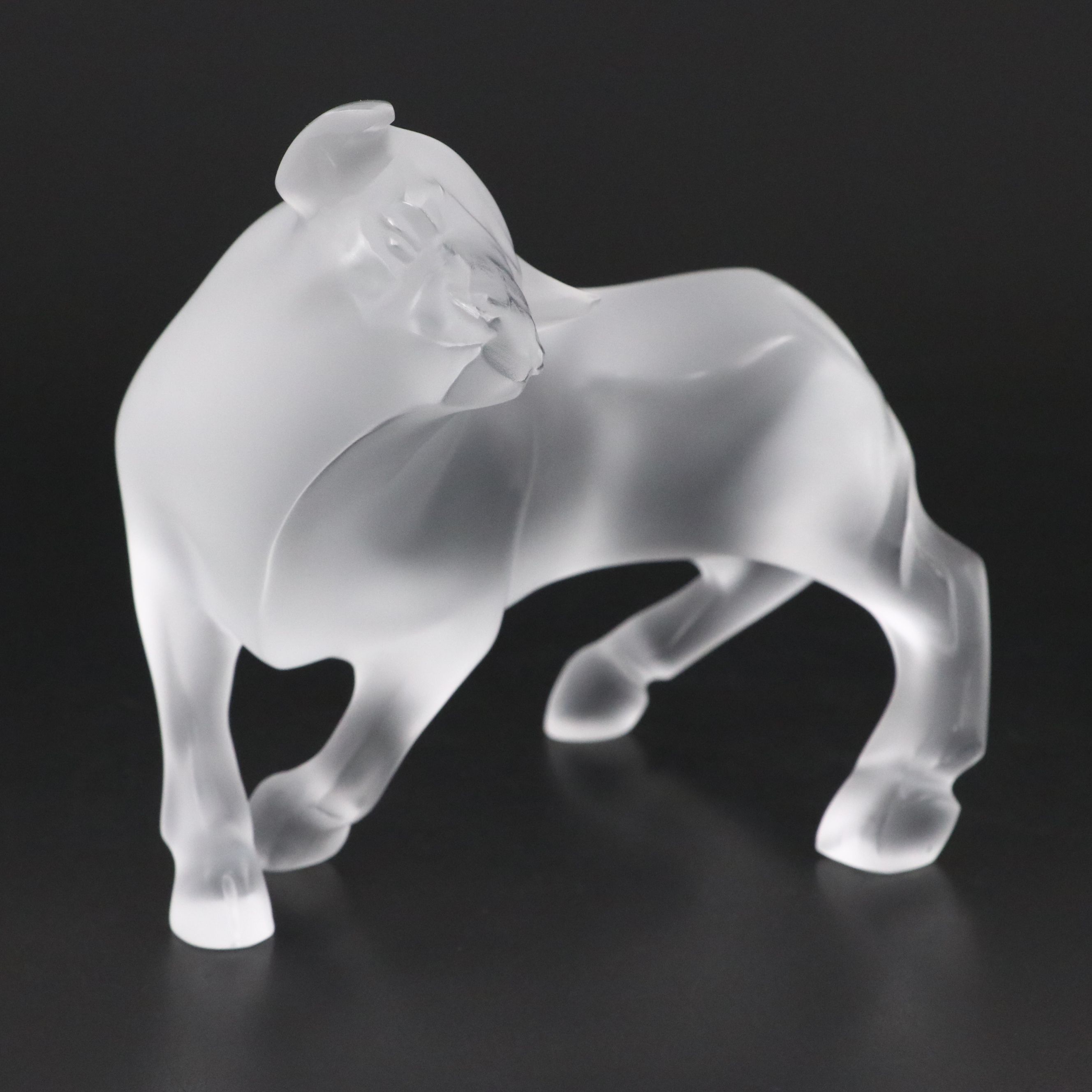 Lalique "Vuelta Taureau" Frosted Crystal Bull Figurine