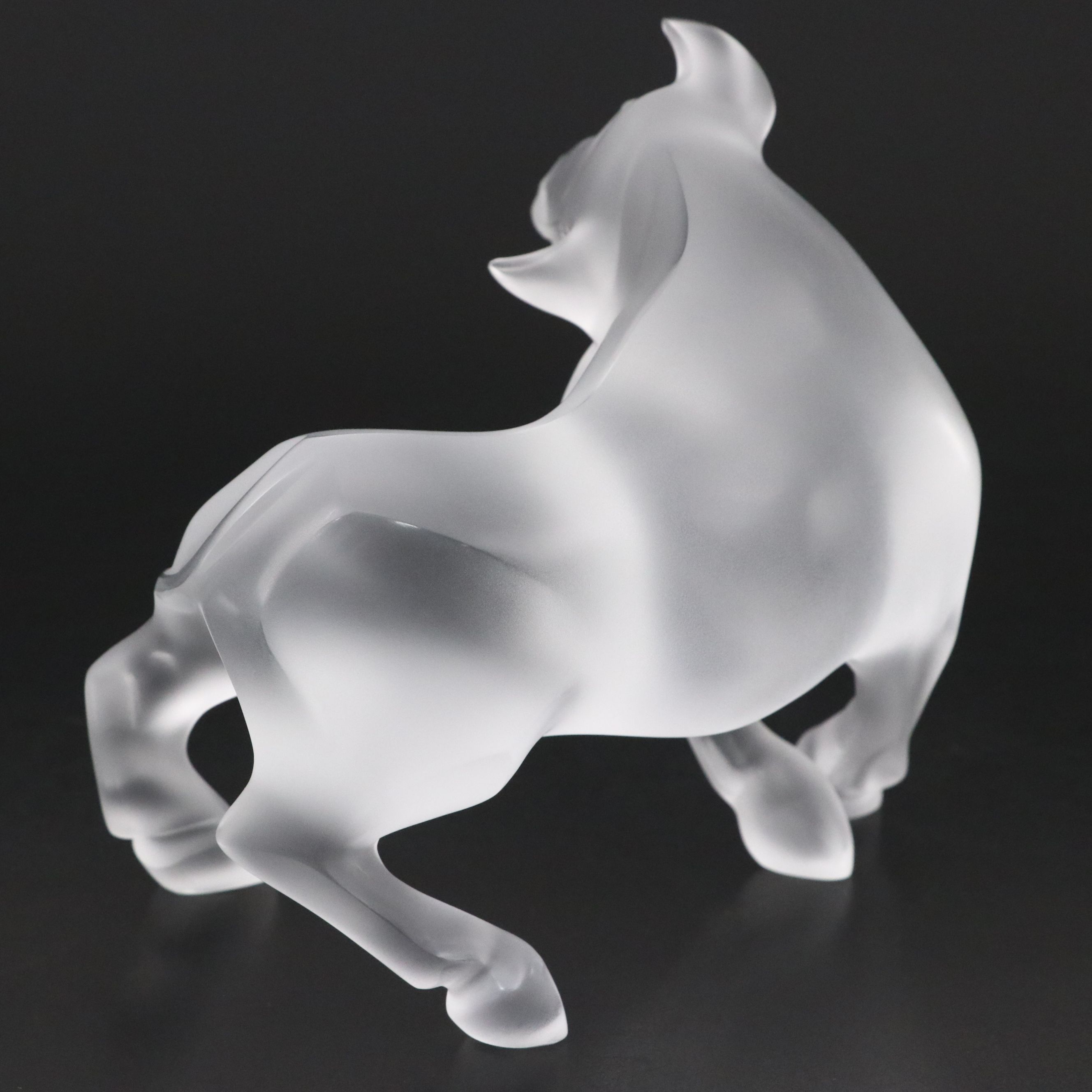 Lalique "Vuelta Taureau" Frosted Crystal Bull Figurine