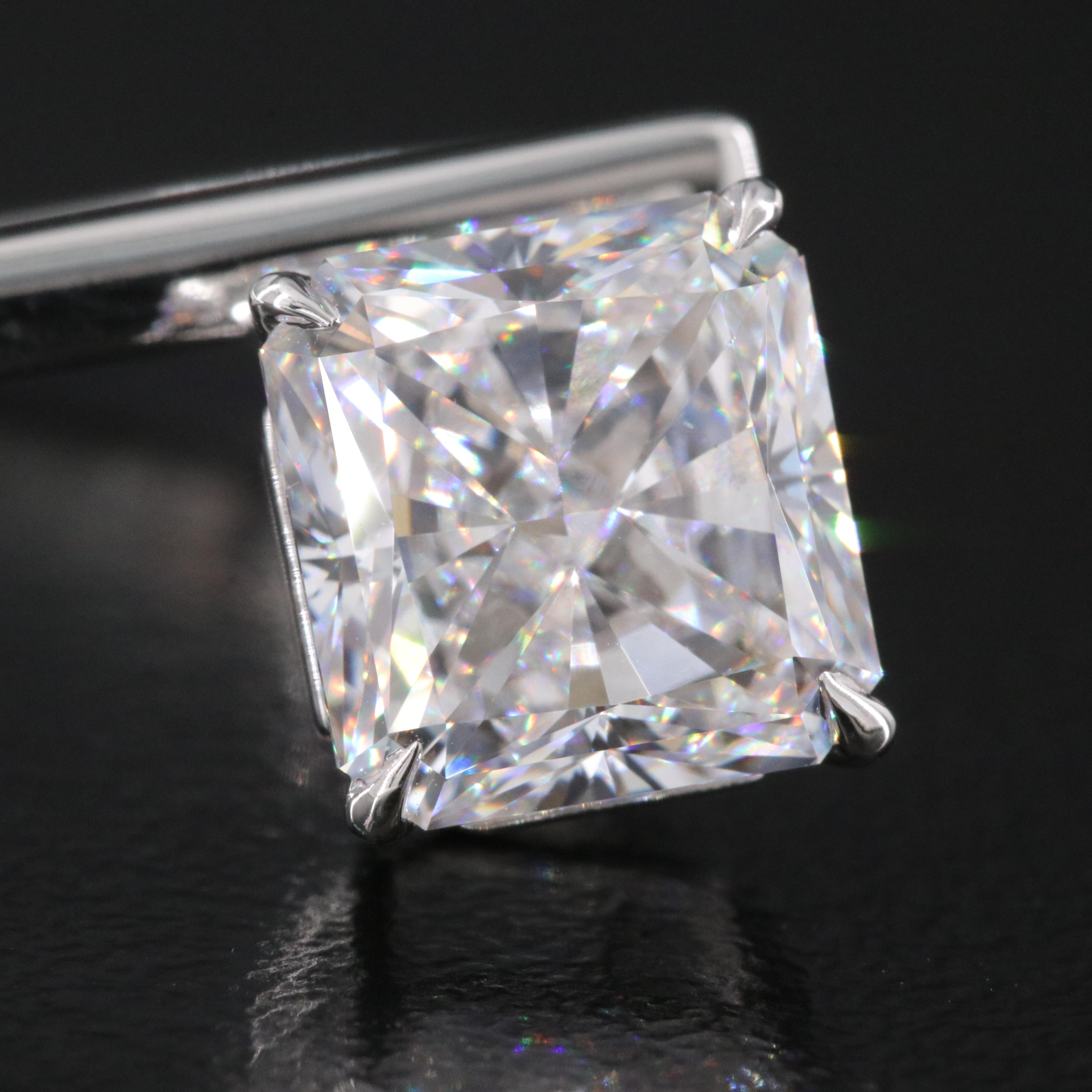 14K 3.12 CT Lab Grown Diamond Solitaire Ring with IGI Report