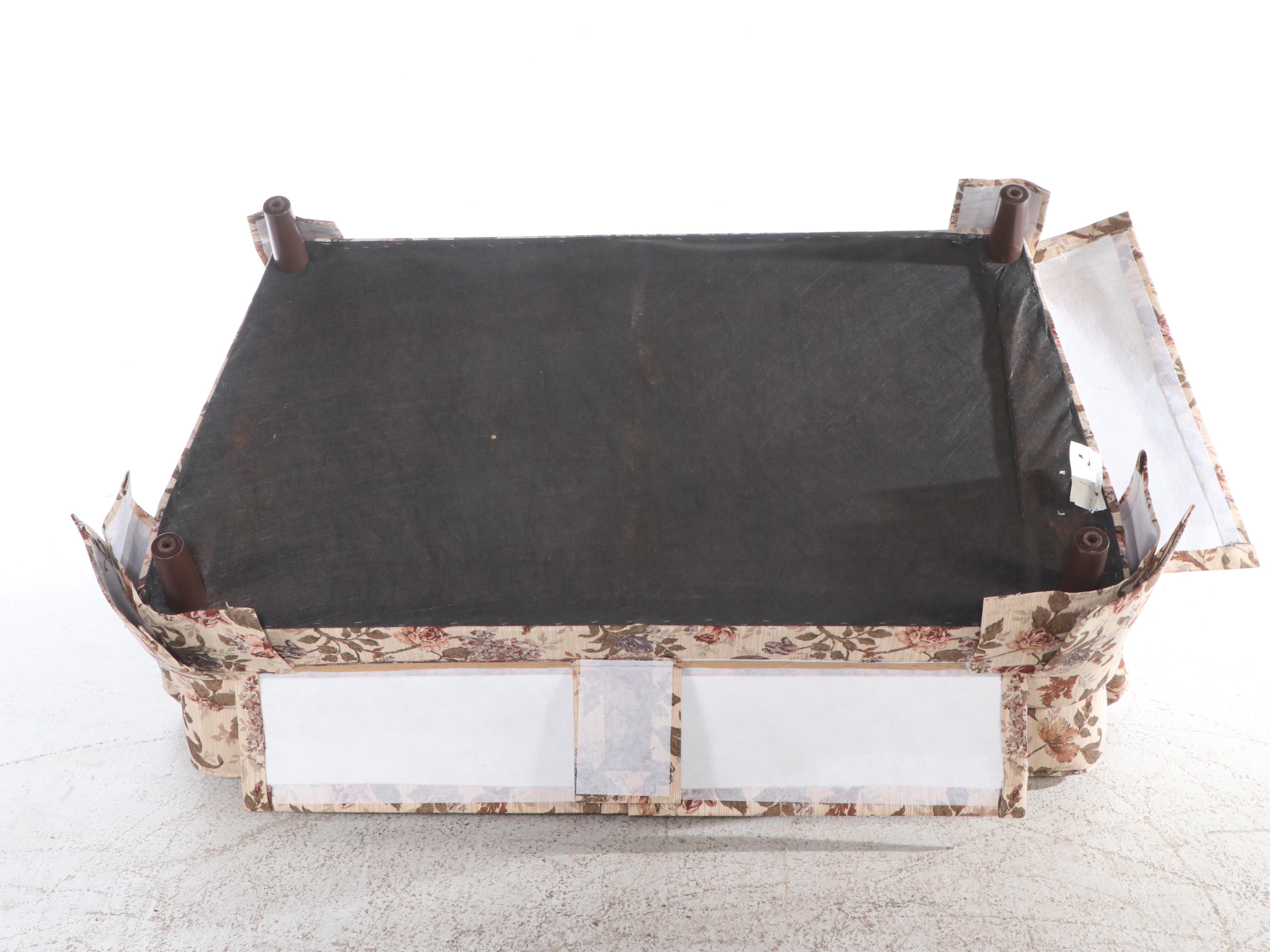 England Inc. Floral Upholstered Loveseat