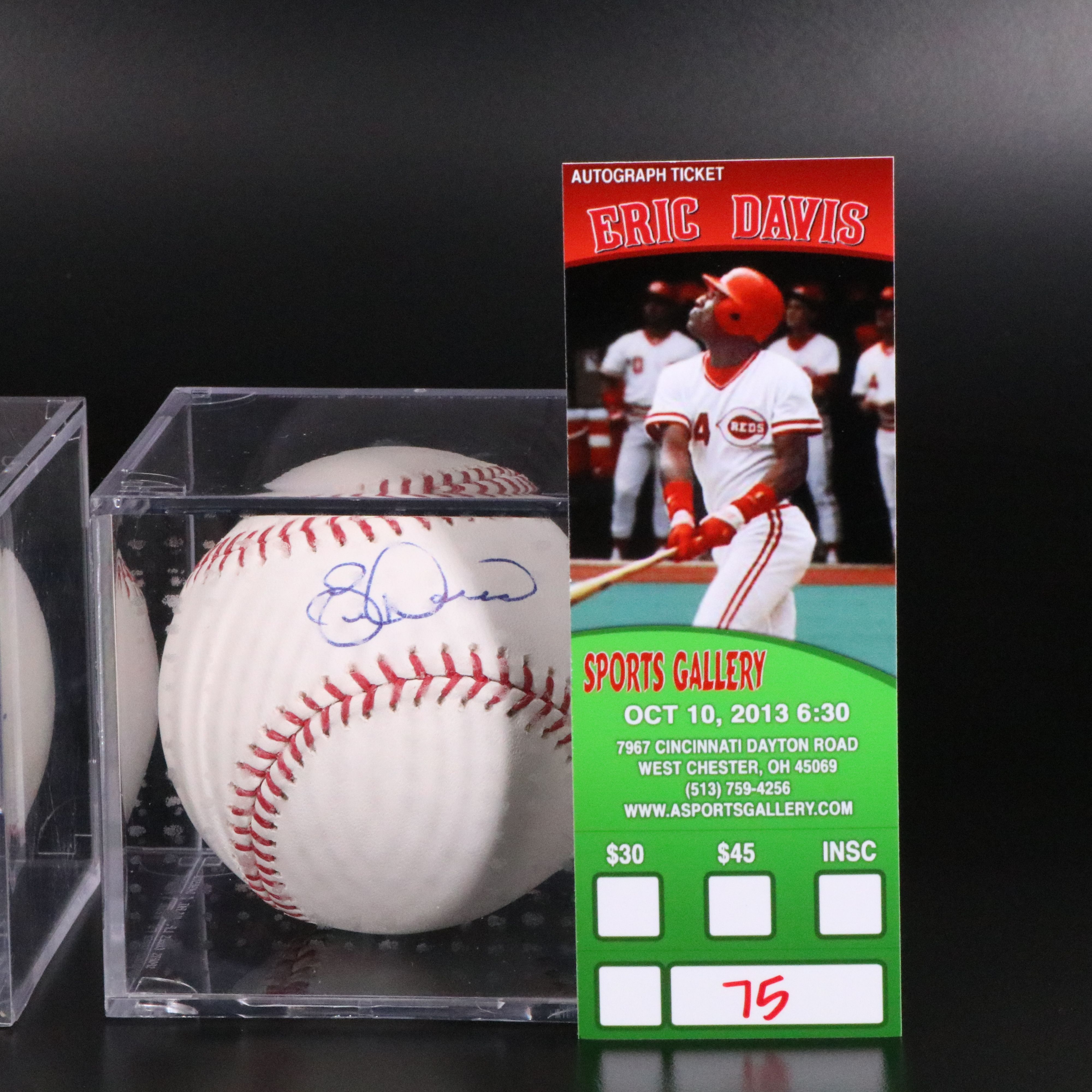 Glenn Braggs and Eric Davis Signed Rawlings Official Major League Baseballs