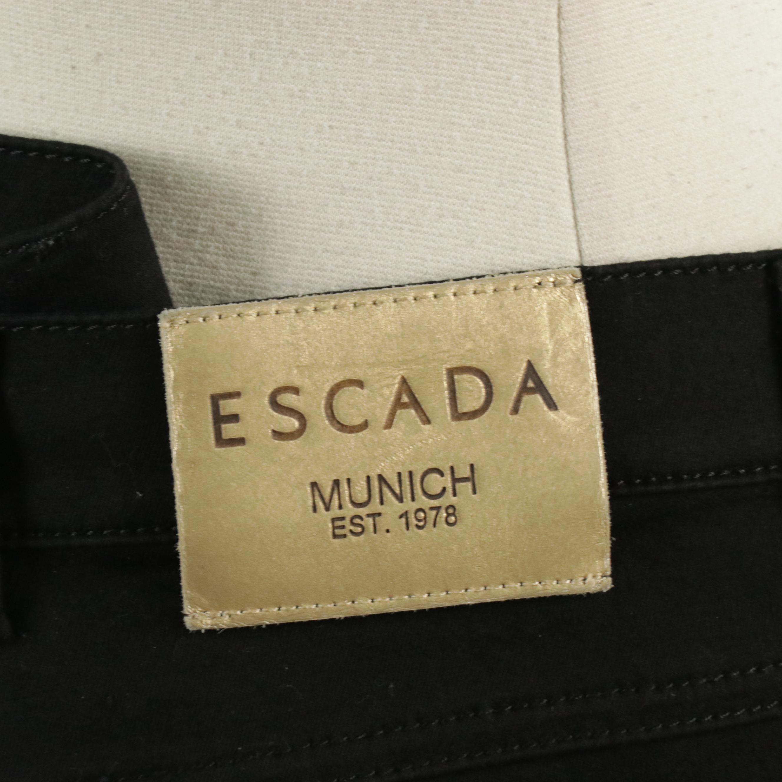 Escada Girraffe Print Wool Blend Turtleneck Short Sleeve Sweater & Stretch Jeans