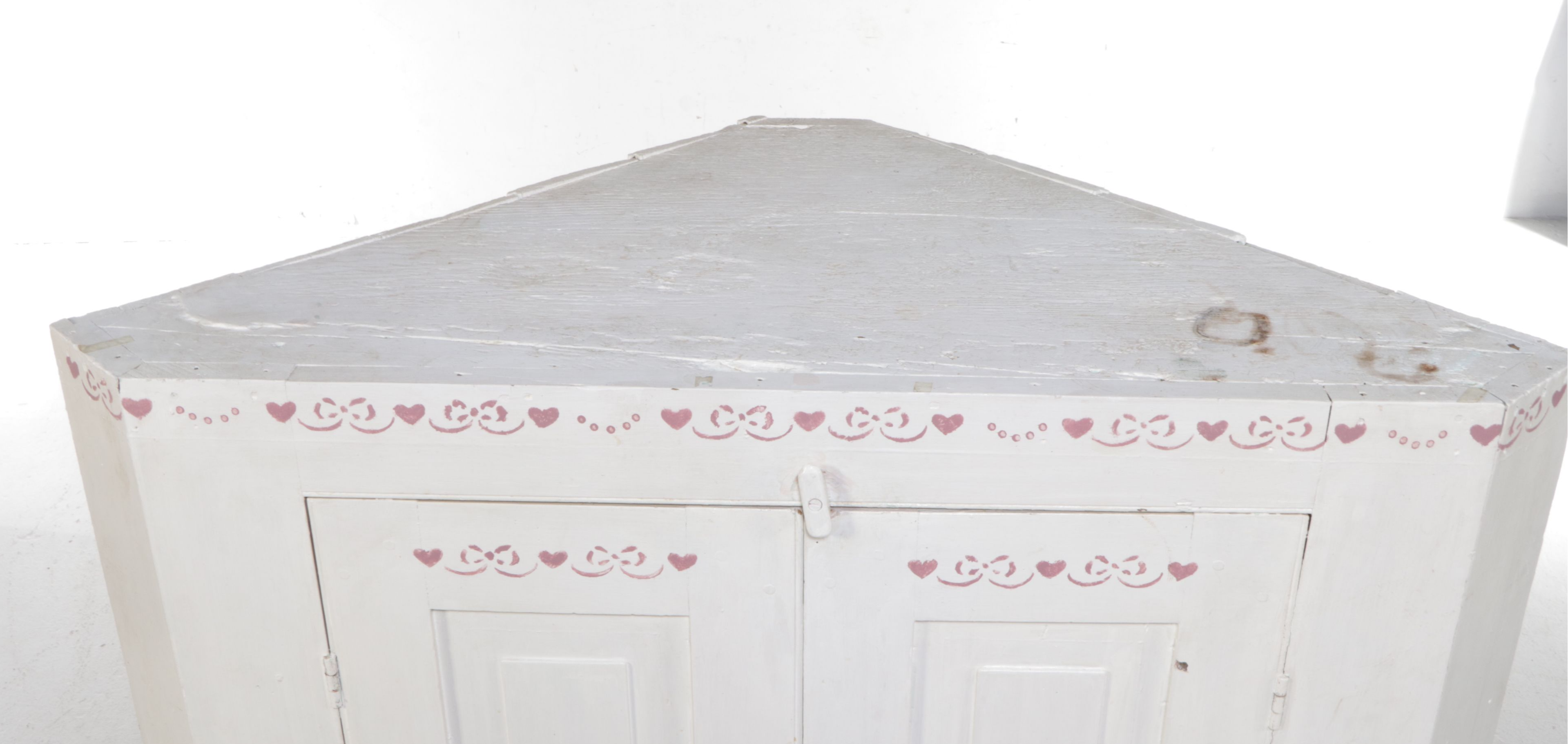 White Painted Wood Corner Cabinet