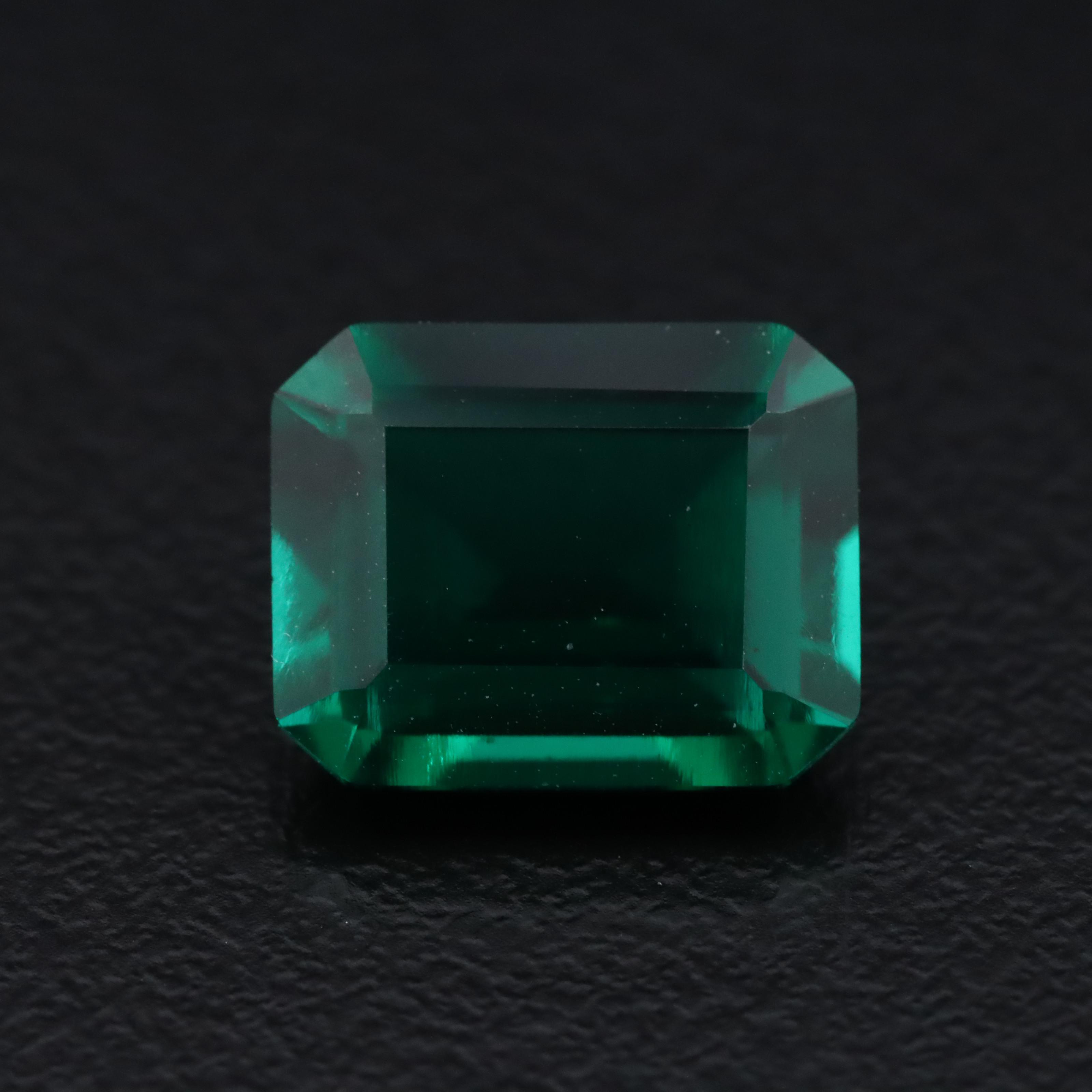 Loose 3.03 CT Lab Grown Emerald