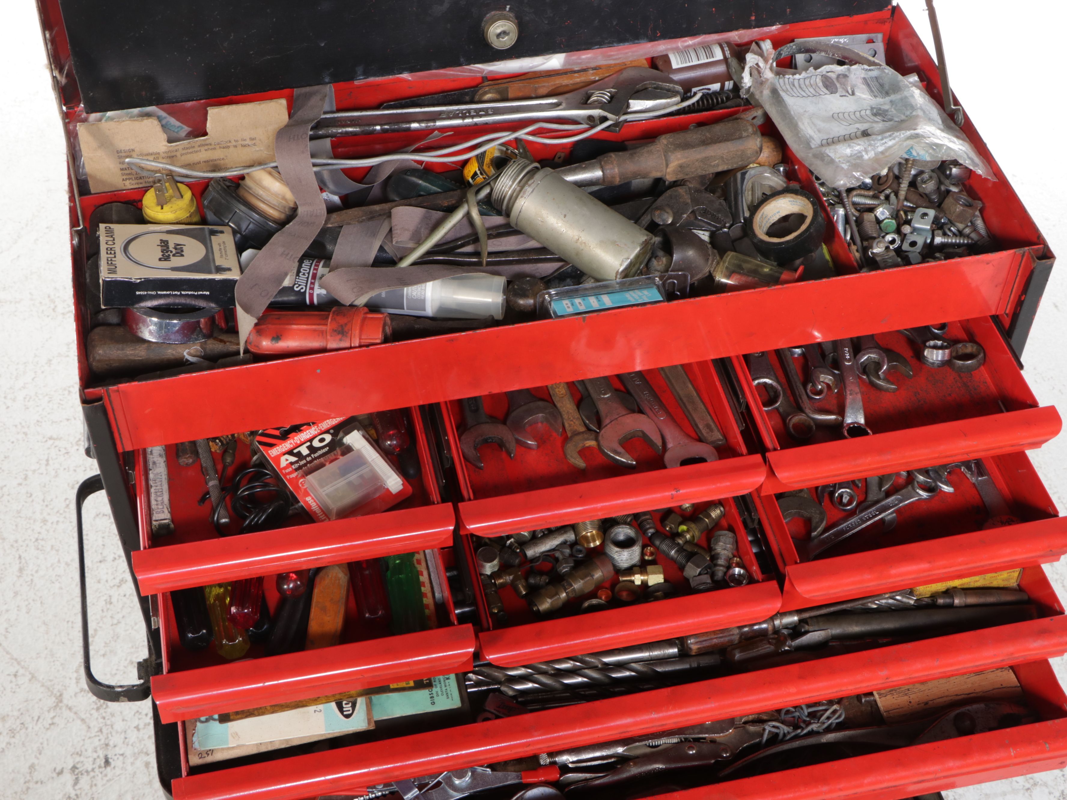 Craftsman Tool Chest with Snap-on Attached Chest and Tools